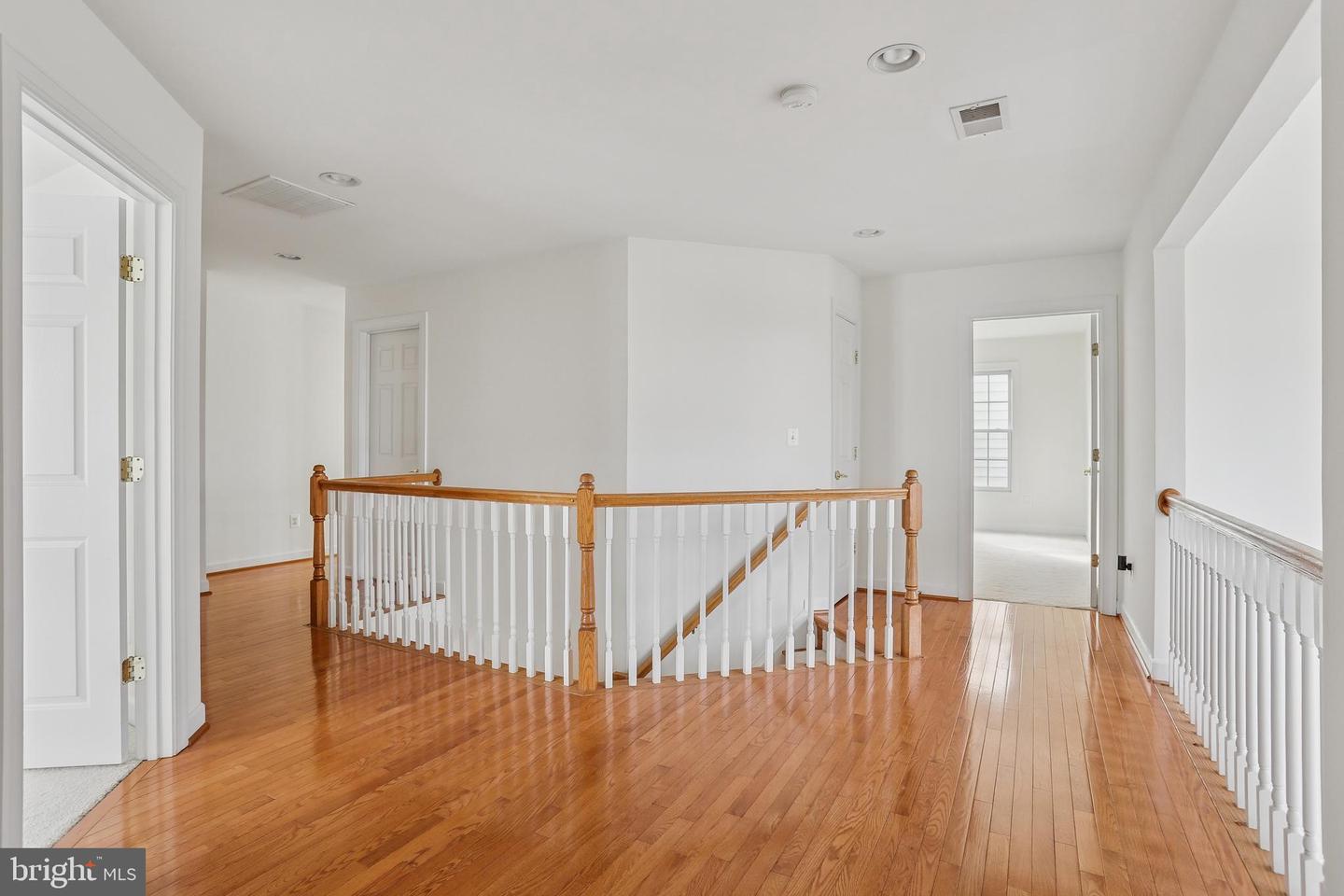 6064 DUNNBROOK TER, HAYMARKET, Virginia 20169, 5 Bedrooms Bedrooms, ,3 BathroomsBathrooms,Residential,For sale,6064 DUNNBROOK TER,VAPW2112316 MLS # VAPW2112316