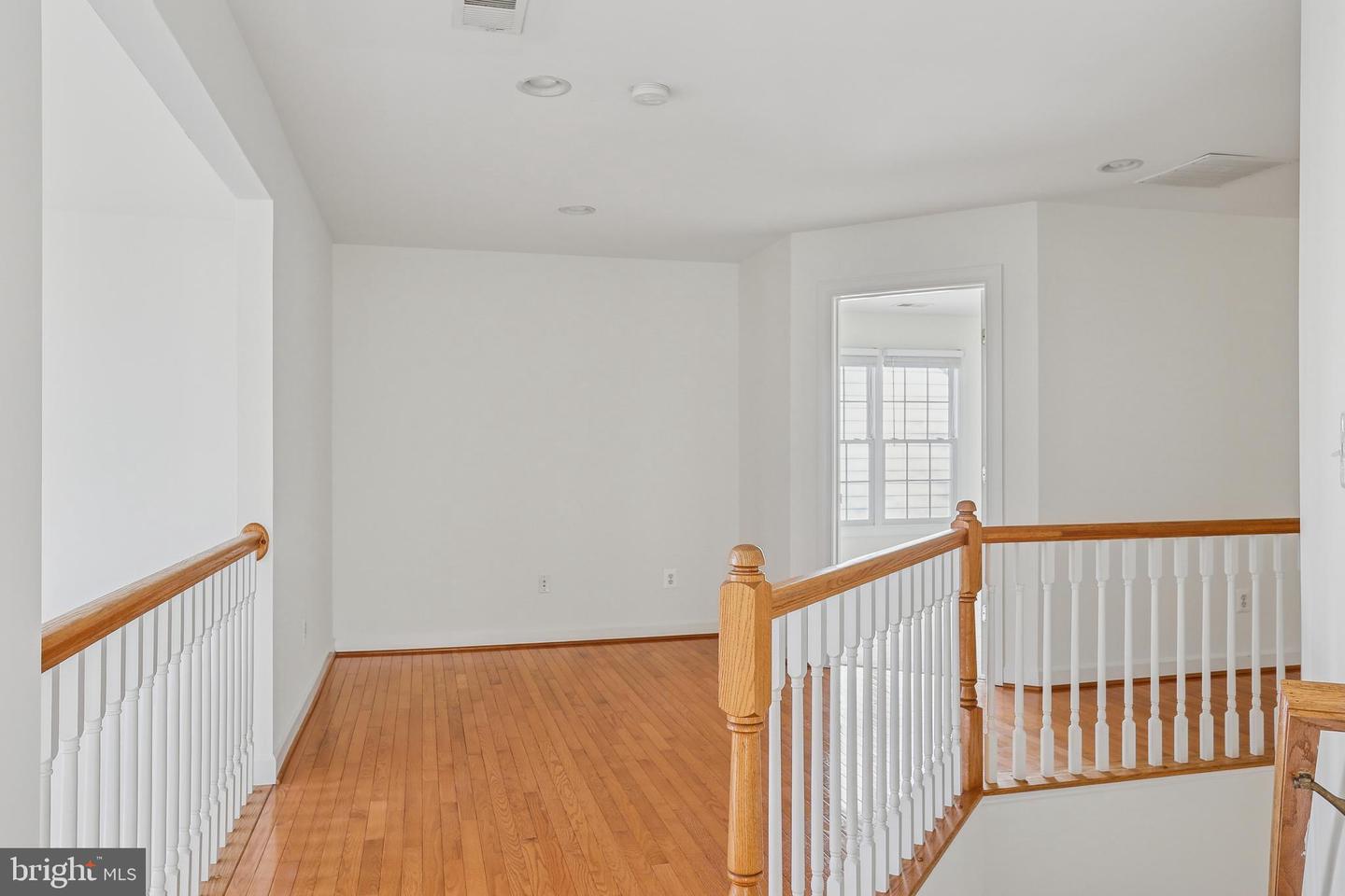 6064 DUNNBROOK TER, HAYMARKET, Virginia 20169, 5 Bedrooms Bedrooms, ,3 BathroomsBathrooms,Residential,For sale,6064 DUNNBROOK TER,VAPW2112316 MLS # VAPW2112316