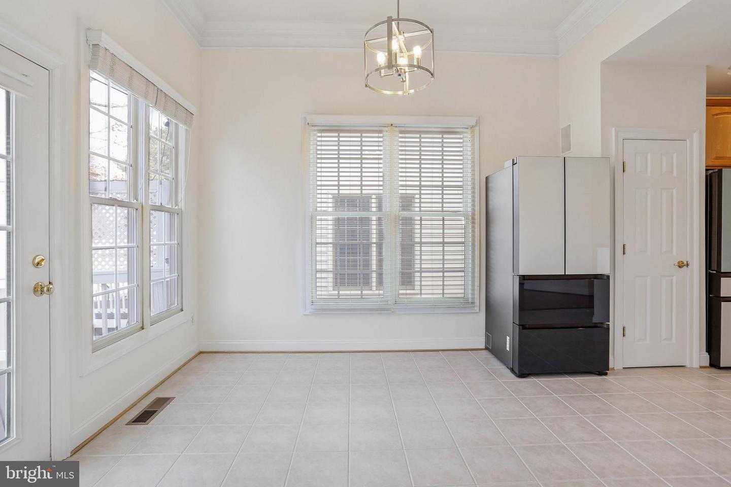 6064 DUNNBROOK TER, HAYMARKET, Virginia 20169, 5 Bedrooms Bedrooms, ,3 BathroomsBathrooms,Residential,For sale,6064 DUNNBROOK TER,VAPW2112316 MLS # VAPW2112316