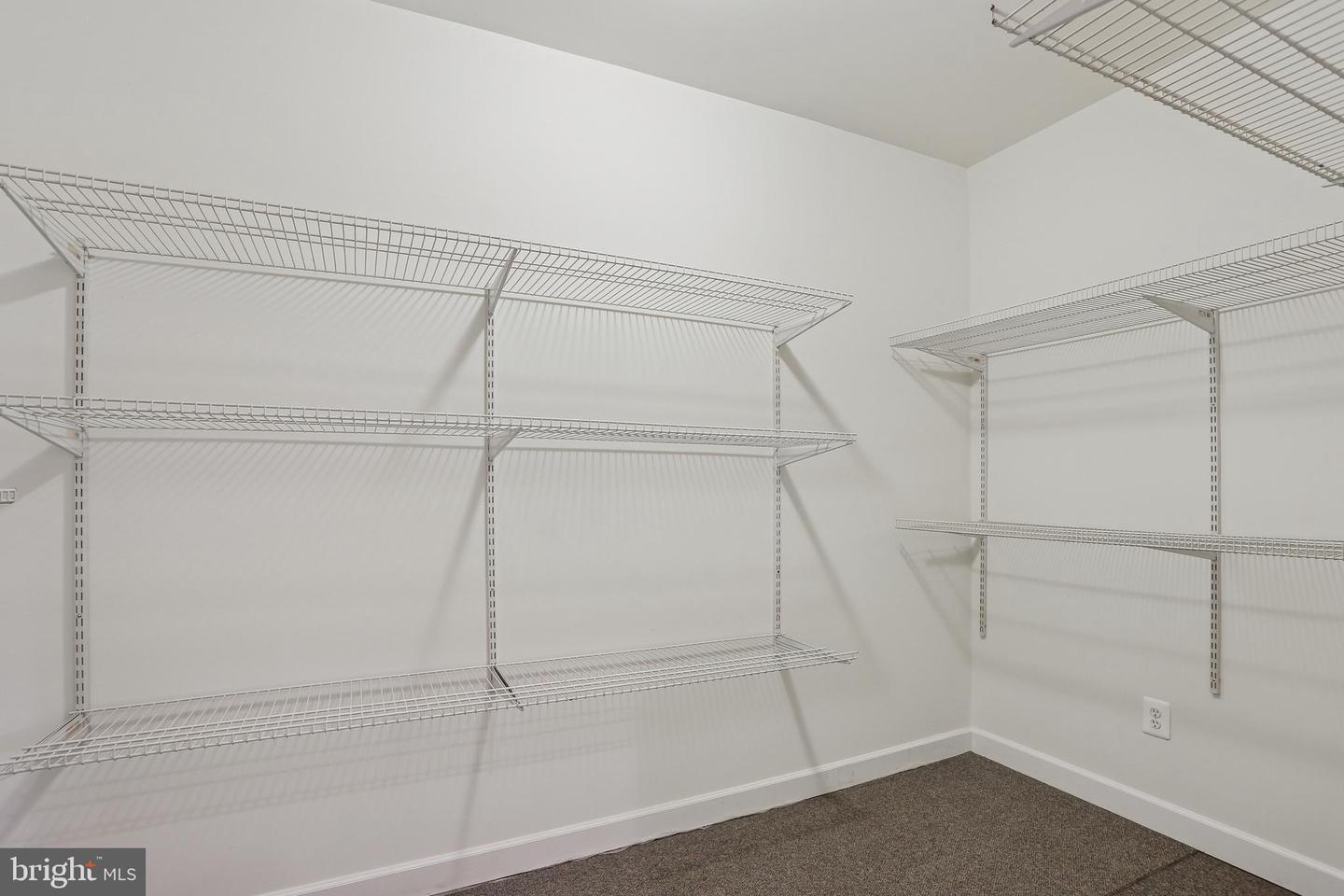 6064 DUNNBROOK TER, HAYMARKET, Virginia 20169, 5 Bedrooms Bedrooms, ,3 BathroomsBathrooms,Residential,For sale,6064 DUNNBROOK TER,VAPW2112316 MLS # VAPW2112316