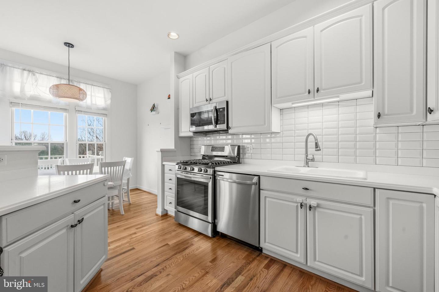 43003 GOLF VIEW DR, CHANTILLY, Virginia 20152, 3 Bedrooms Bedrooms, 13 Rooms Rooms,2 BathroomsBathrooms,Residential,For sale,43003 GOLF VIEW DR,VALO2115730 MLS # VALO2115730