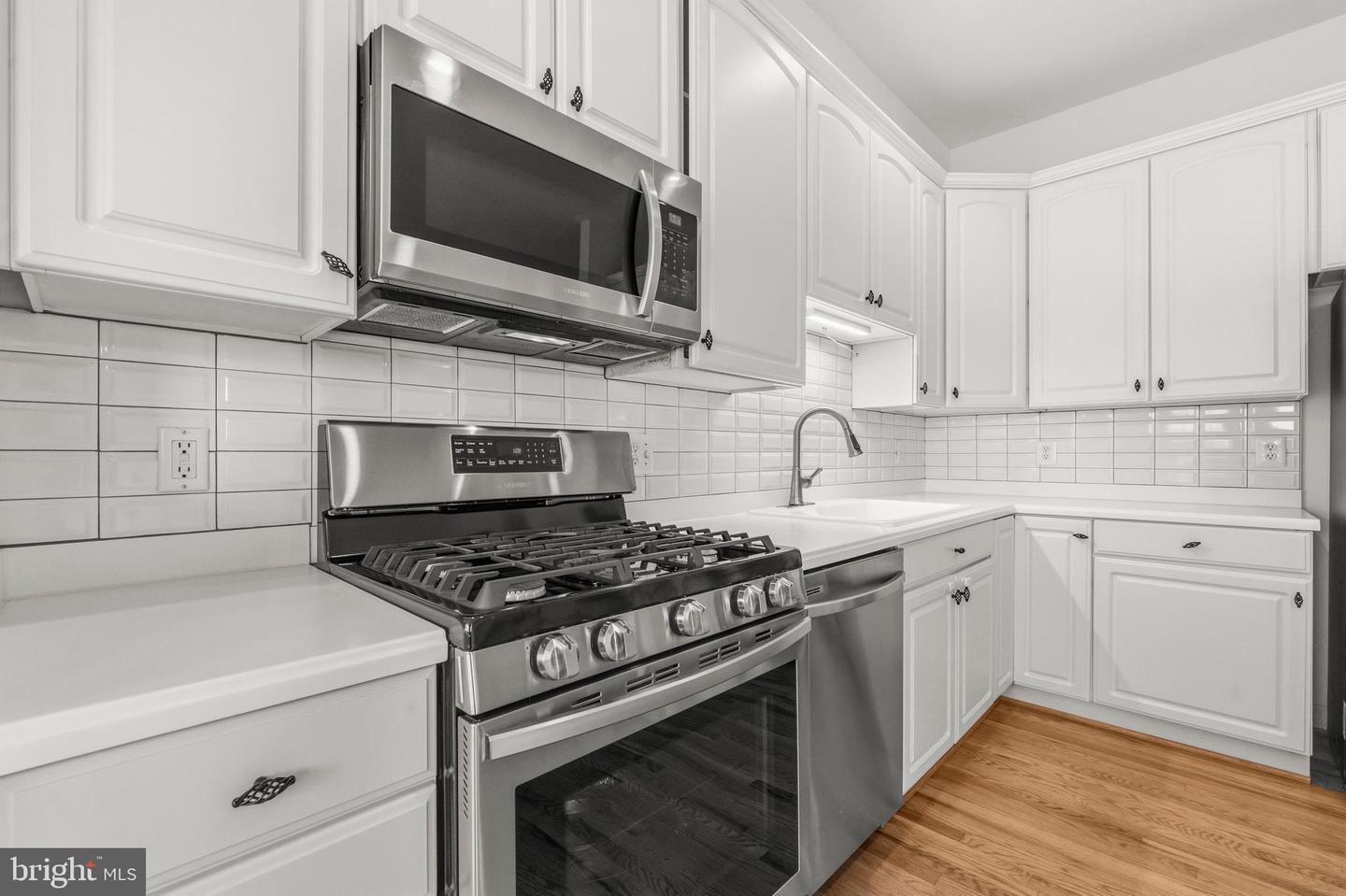 43003 GOLF VIEW DR, CHANTILLY, Virginia 20152, 3 Bedrooms Bedrooms, 13 Rooms Rooms,2 BathroomsBathrooms,Residential,For sale,43003 GOLF VIEW DR,VALO2115730 MLS # VALO2115730