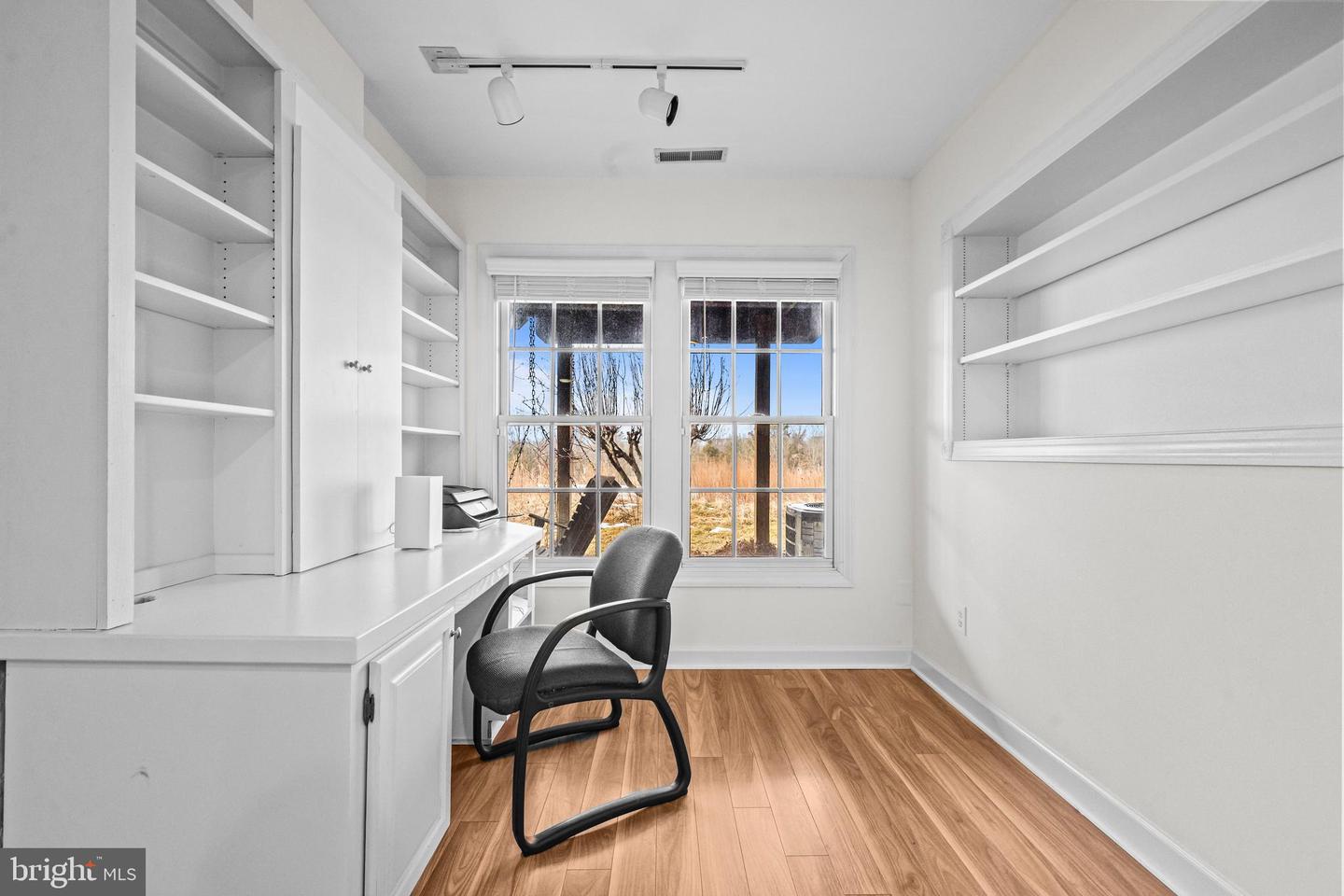 43003 GOLF VIEW DR, CHANTILLY, Virginia 20152, 3 Bedrooms Bedrooms, 13 Rooms Rooms,2 BathroomsBathrooms,Residential,For sale,43003 GOLF VIEW DR,VALO2115730 MLS # VALO2115730