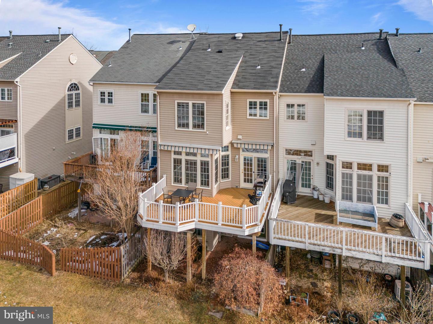 43003 GOLF VIEW DR, CHANTILLY, Virginia 20152, 3 Bedrooms Bedrooms, 13 Rooms Rooms,2 BathroomsBathrooms,Residential,For sale,43003 GOLF VIEW DR,VALO2115730 MLS # VALO2115730