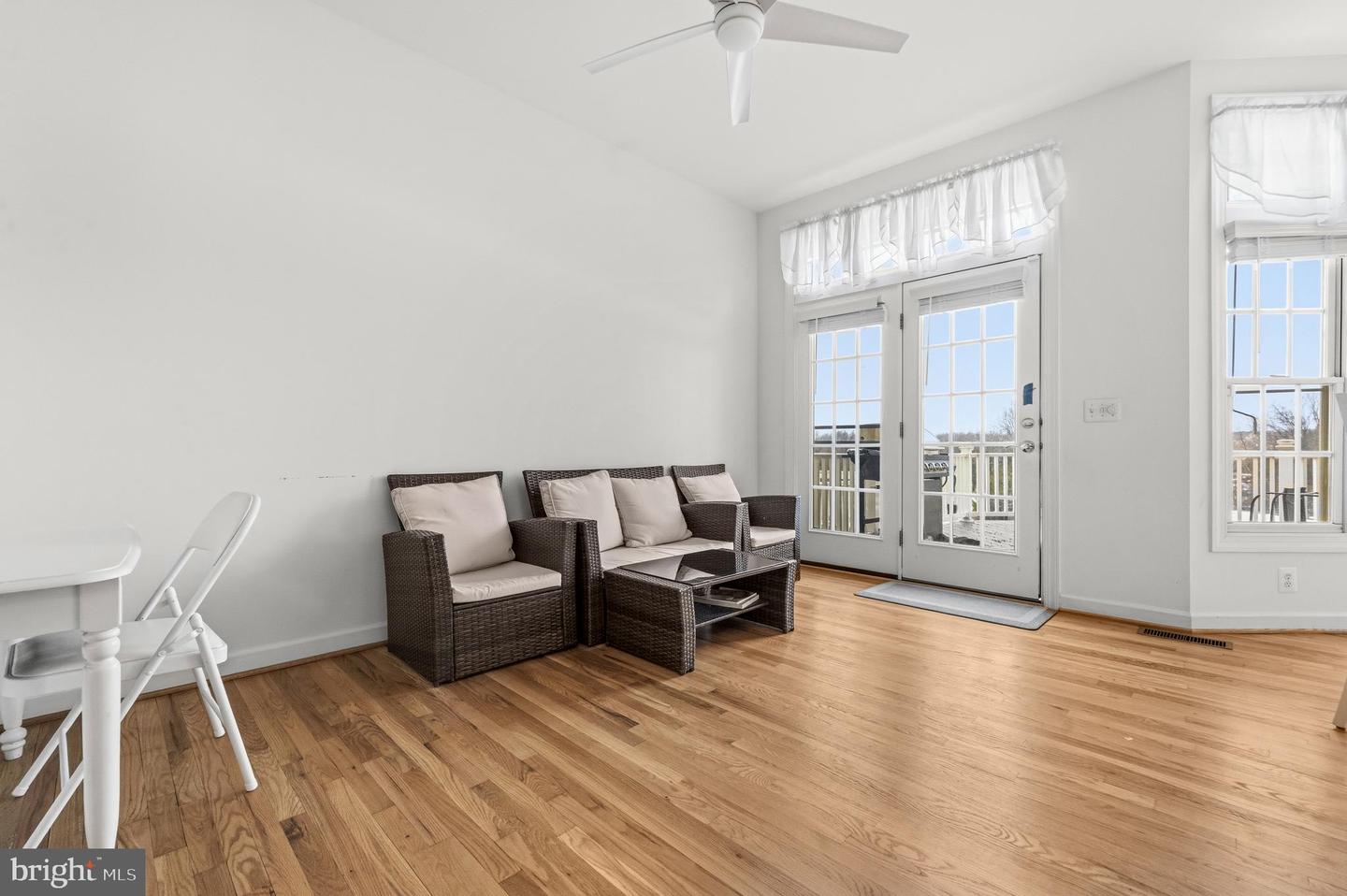 43003 GOLF VIEW DR, CHANTILLY, Virginia 20152, 3 Bedrooms Bedrooms, 13 Rooms Rooms,2 BathroomsBathrooms,Residential,For sale,43003 GOLF VIEW DR,VALO2115730 MLS # VALO2115730