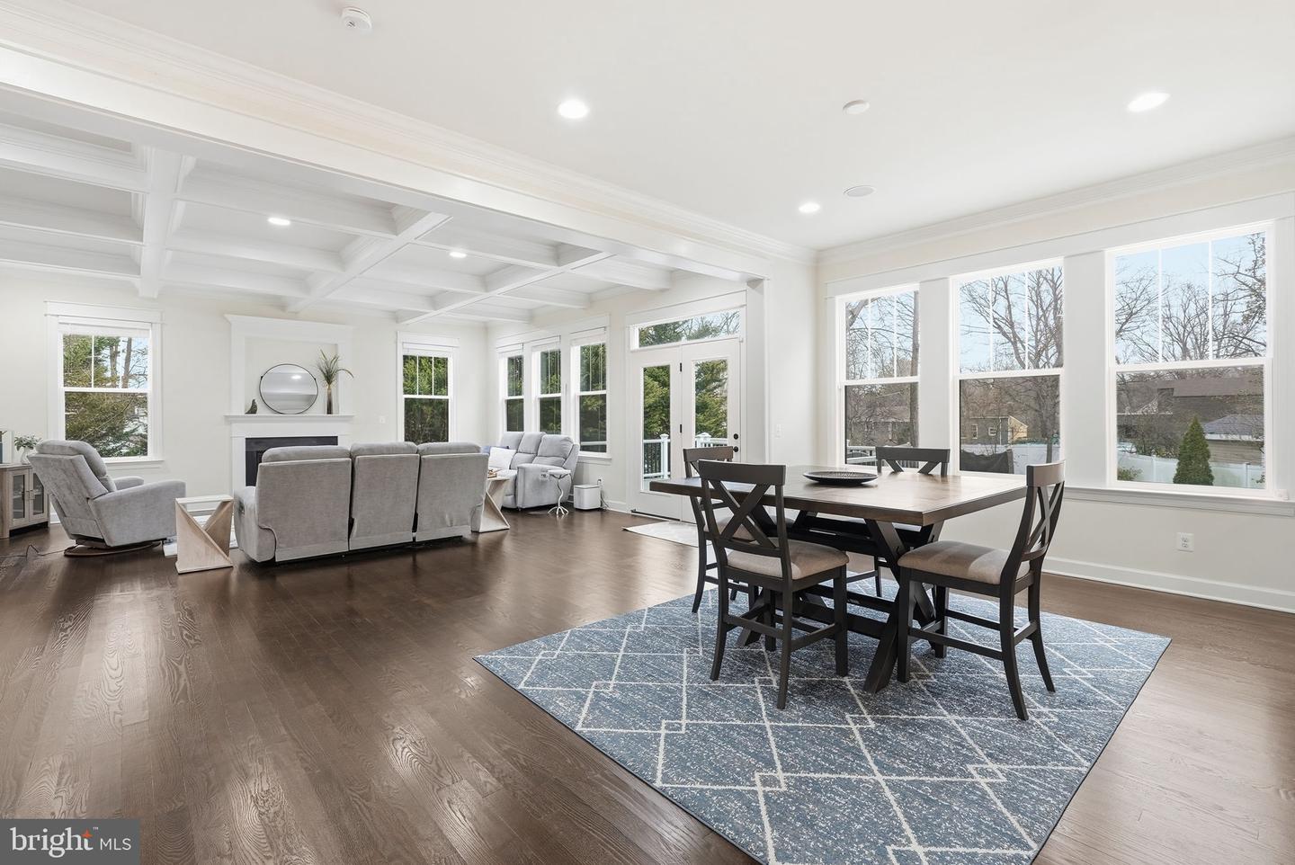 2867 HILL RD, VIENNA, Virginia 22181, 5 Bedrooms Bedrooms, ,5 BathroomsBathrooms,Residential,For sale,2867 HILL RD,VAFX2290510 MLS # VAFX2290510