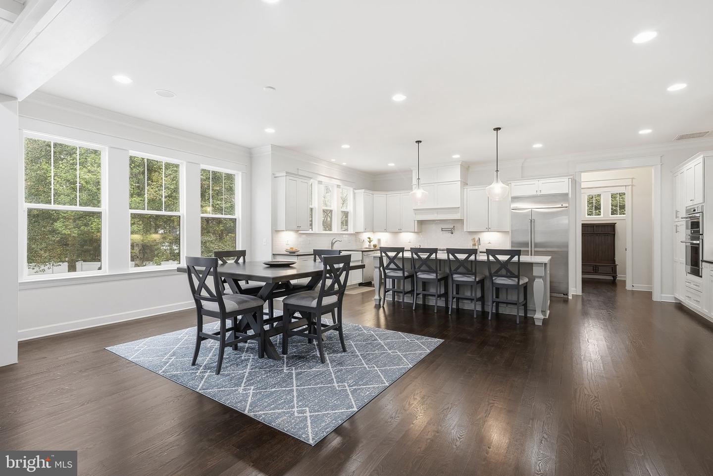 2867 HILL RD, VIENNA, Virginia 22181, 5 Bedrooms Bedrooms, ,5 BathroomsBathrooms,Residential,For sale,2867 HILL RD,VAFX2290510 MLS # VAFX2290510