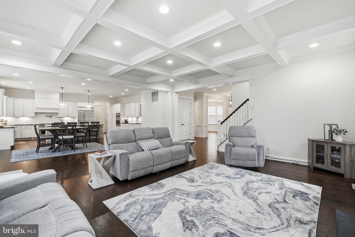 2867 HILL RD, VIENNA, Virginia 22181, 5 Bedrooms Bedrooms, ,5 BathroomsBathrooms,Residential,For sale,2867 HILL RD,VAFX2290510 MLS # VAFX2290510