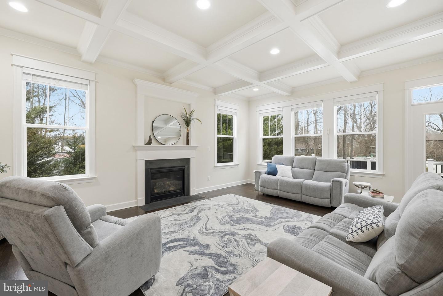 2867 HILL RD, VIENNA, Virginia 22181, 5 Bedrooms Bedrooms, ,5 BathroomsBathrooms,Residential,For sale,2867 HILL RD,VAFX2290510 MLS # VAFX2290510