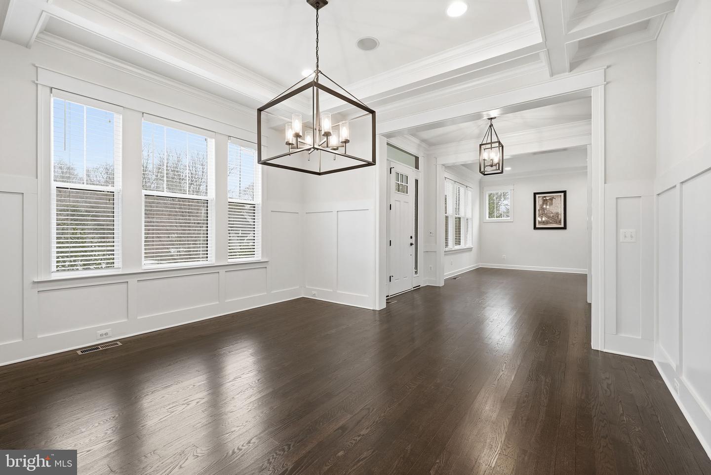 2867 HILL RD, VIENNA, Virginia 22181, 5 Bedrooms Bedrooms, ,5 BathroomsBathrooms,Residential,For sale,2867 HILL RD,VAFX2290510 MLS # VAFX2290510