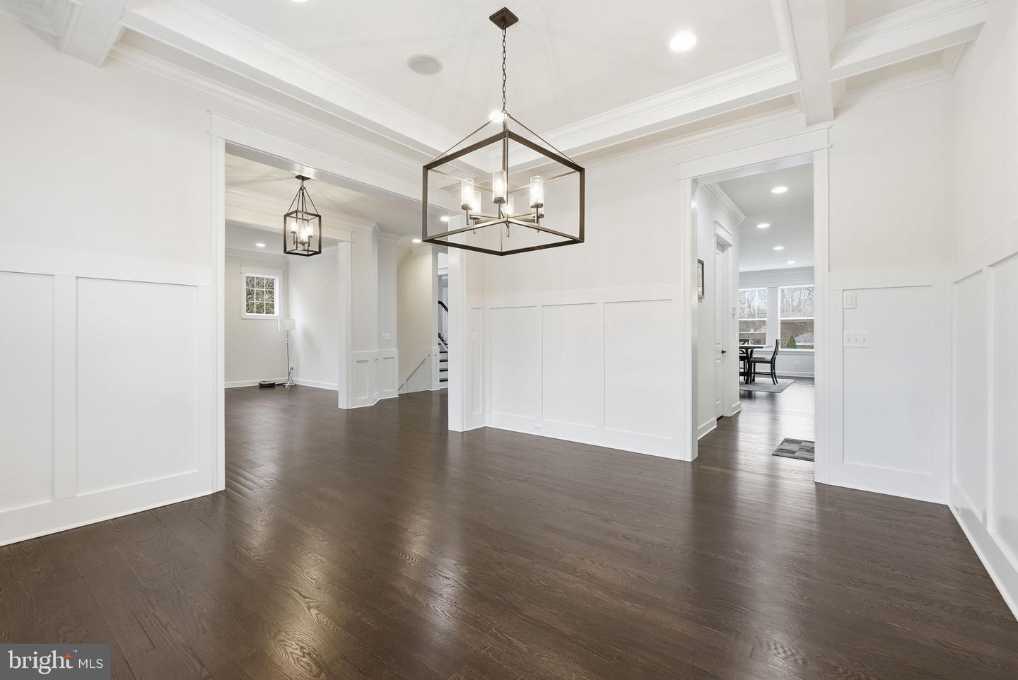 2867 HILL RD, VIENNA, Virginia 22181, 5 Bedrooms Bedrooms, ,5 BathroomsBathrooms,Residential,For sale,2867 HILL RD,VAFX2290510 MLS # VAFX2290510