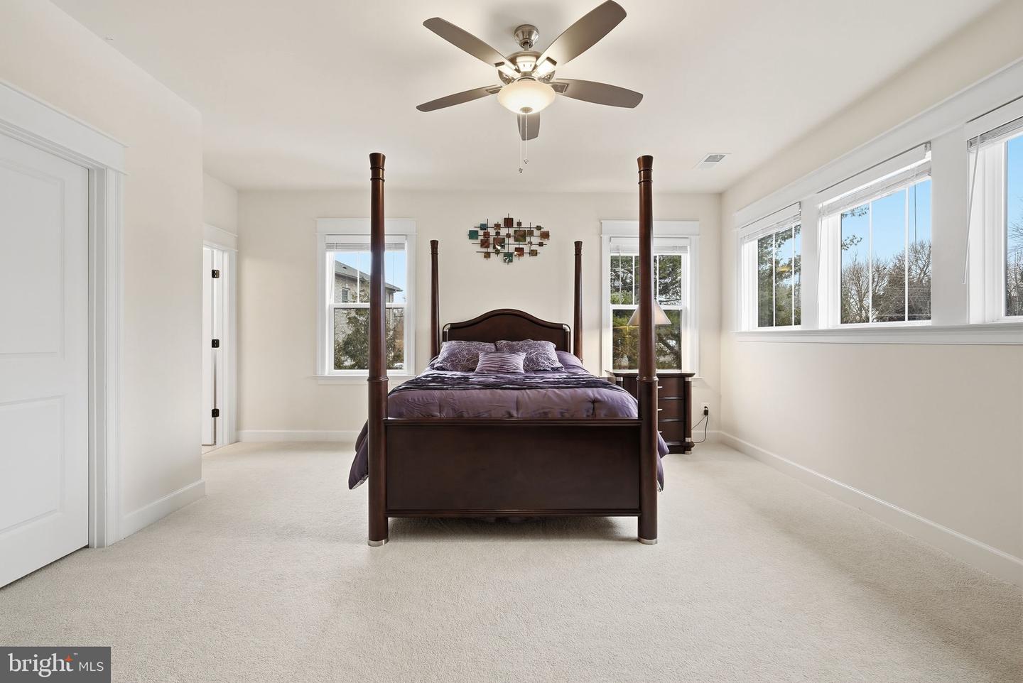 2867 HILL RD, VIENNA, Virginia 22181, 5 Bedrooms Bedrooms, ,5 BathroomsBathrooms,Residential,For sale,2867 HILL RD,VAFX2290510 MLS # VAFX2290510