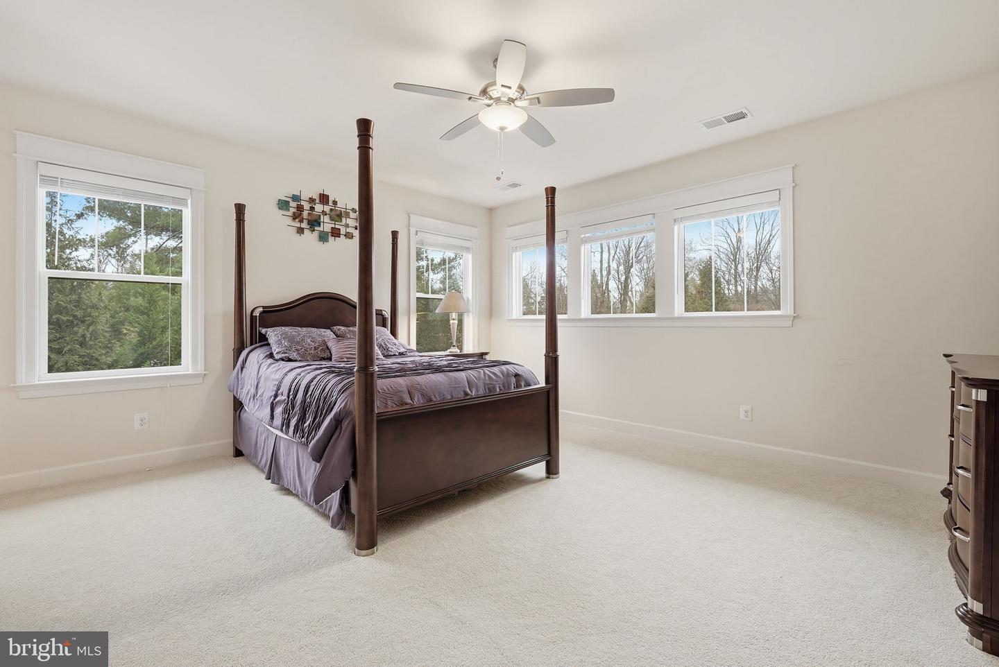 2867 HILL RD, VIENNA, Virginia 22181, 5 Bedrooms Bedrooms, ,5 BathroomsBathrooms,Residential,For sale,2867 HILL RD,VAFX2290510 MLS # VAFX2290510