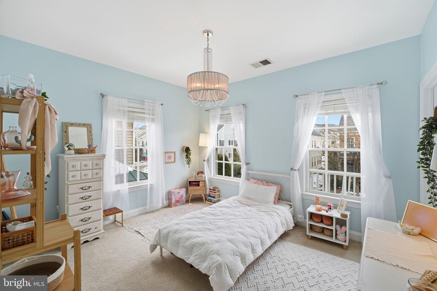 11747 ALEXANDER HAYS RD, BRISTOW, Virginia 20136, 5 Bedrooms Bedrooms, ,3 BathroomsBathrooms,Residential,For sale,11747 ALEXANDER HAYS RD,VAPW2112346 MLS # VAPW2112346 11747 ALEXANDER HAYS RD, BRISTOW, Virginia 20136, 5 Bedrooms Bedrooms, ,3 BathroomsBathrooms,Residential,For sale,11747 ALEXANDER HAYS RD,VAPW2112346 MLS # VAPW2112346