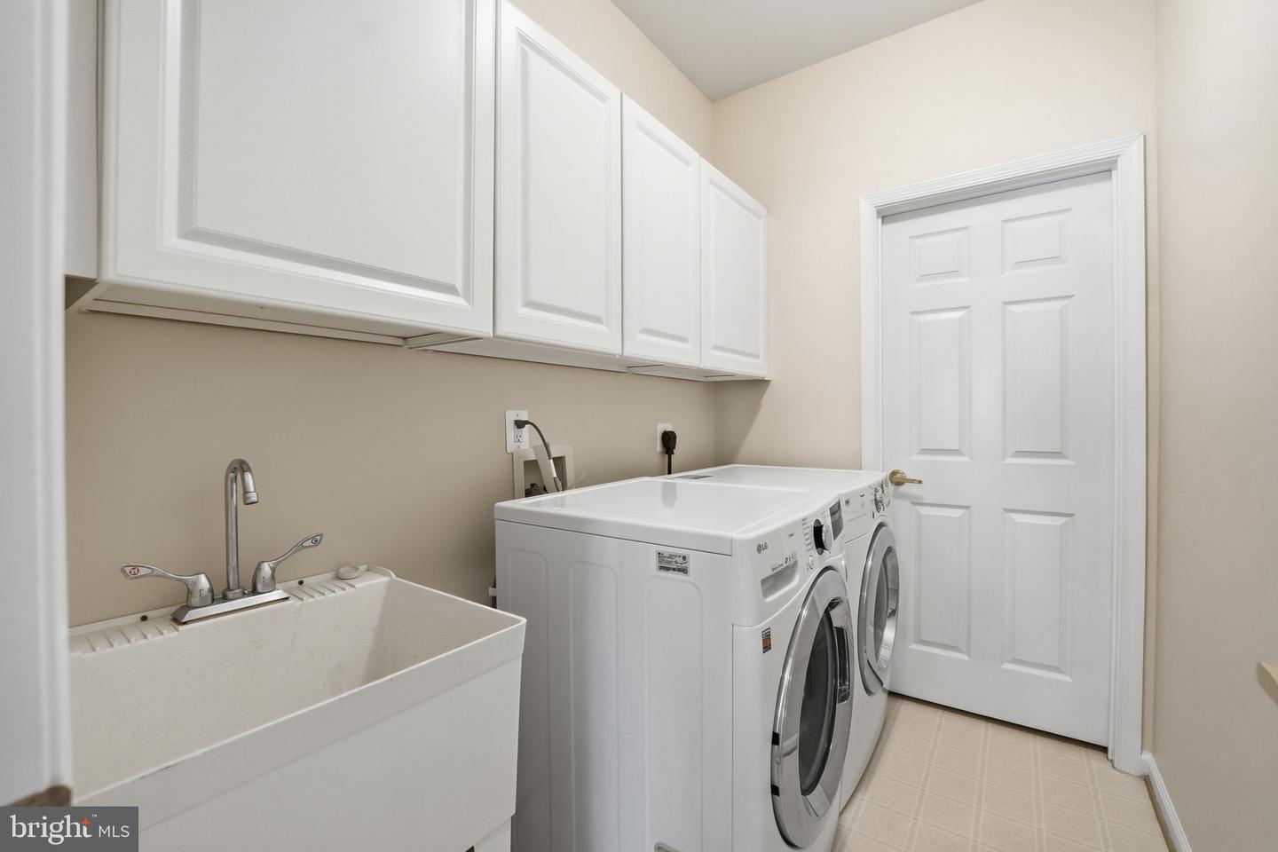 13663 HERITAGE VALLEY WAY, GAINESVILLE, Virginia 20155, 3 Bedrooms Bedrooms, ,3 BathroomsBathrooms,Residential,For sale,13663 HERITAGE VALLEY WAY,VAPW2112360 MLS # VAPW2112360