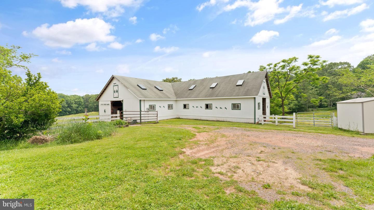 11909 BRADLEY FOREST RD, MANASSAS, Virginia 20112, 4 Bedrooms Bedrooms, 8 Rooms Rooms,3 BathroomsBathrooms,Residential,For sale,11909 BRADLEY FOREST RD,VAPW2112368 MLS # VAPW2112368 11909 BRADLEY FOREST RD, MANASSAS, Virginia 20112, 4 Bedrooms Bedrooms, 8 Rooms Rooms,3 BathroomsBathrooms,Residential,For sale,11909 BRADLEY FOREST RD,VAPW2112368 MLS # VAPW2112368