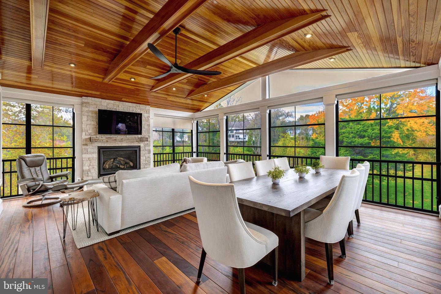 1710 DOVE POINT CT, VIENNA, Virginia 22182, 5 Bedrooms Bedrooms, ,4 BathroomsBathrooms,Residential,For sale,1710 DOVE POINT CT,VAFX2290704 MLS # VAFX2290704