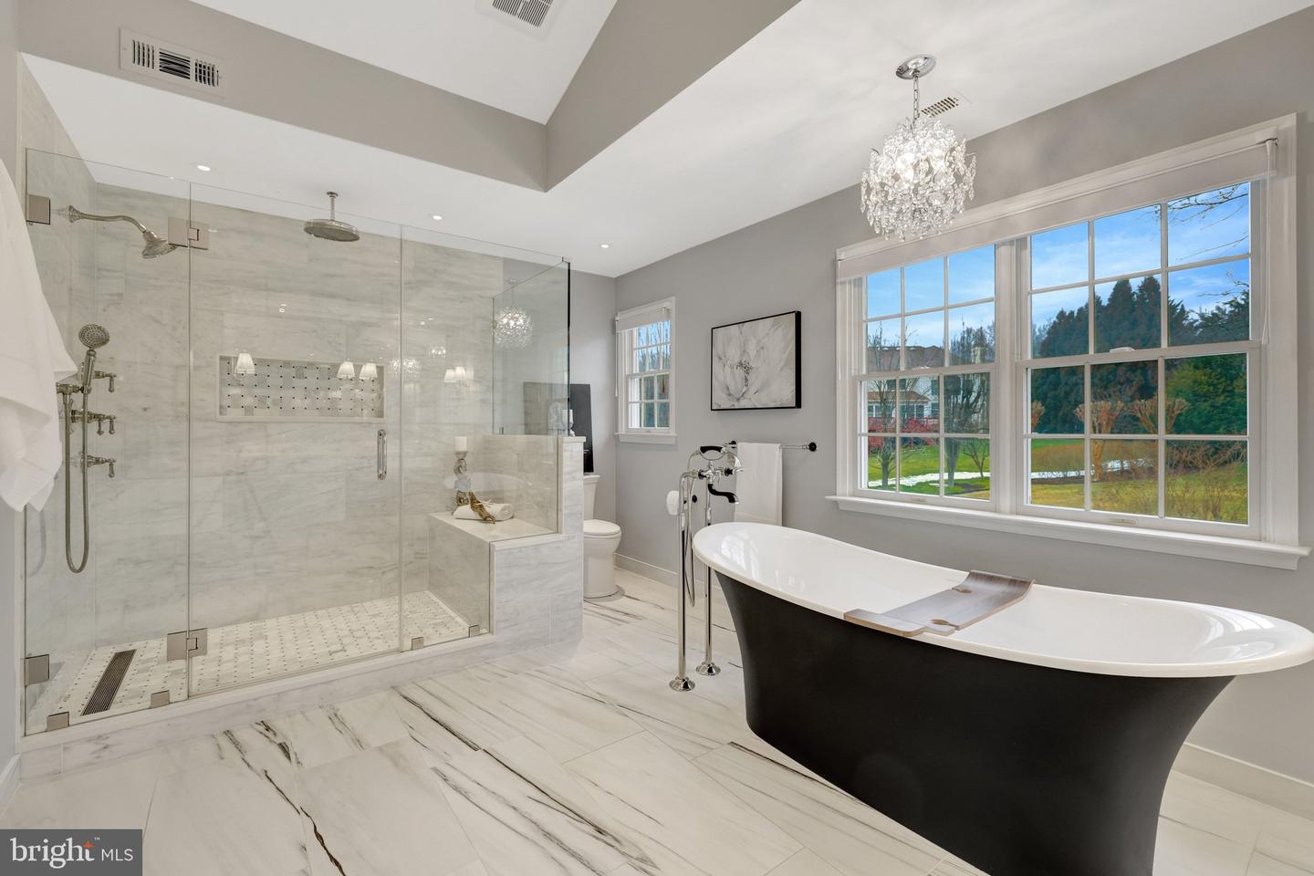 1710 DOVE POINT CT, VIENNA, Virginia 22182, 5 Bedrooms Bedrooms, ,4 BathroomsBathrooms,Residential,For sale,1710 DOVE POINT CT,VAFX2290704 MLS # VAFX2290704