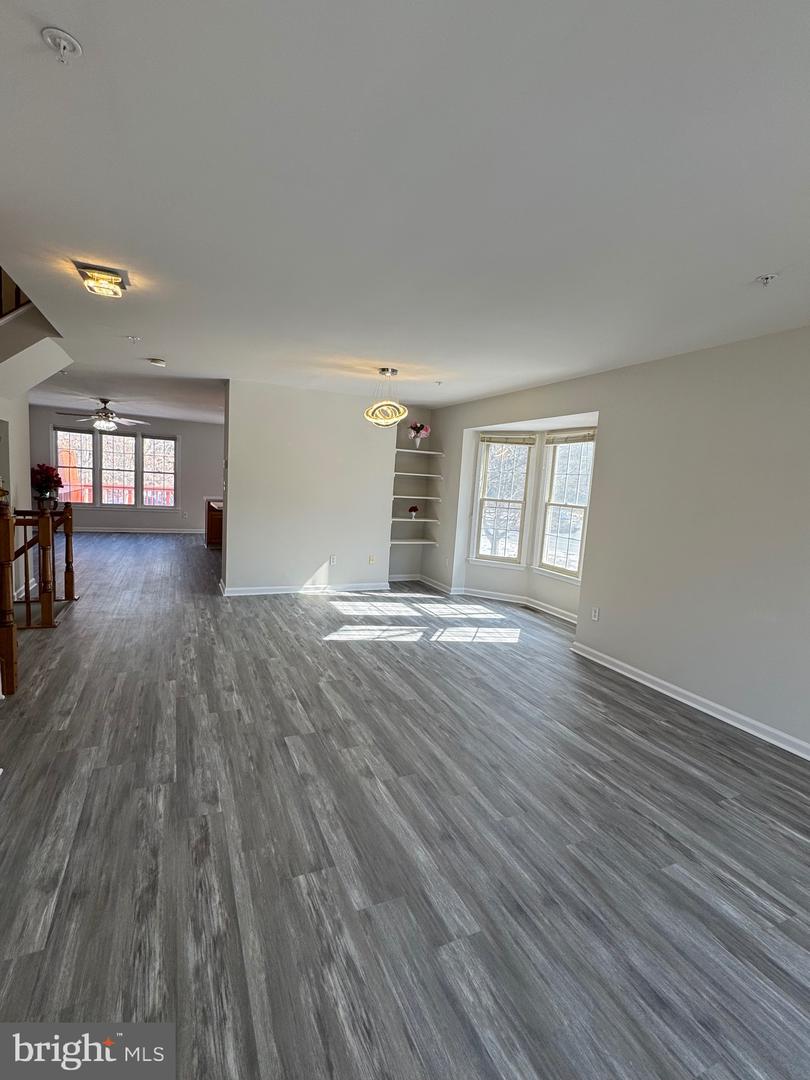 3982 BRUSSELS WAY, WOODBRIDGE, Virginia 22192, 3 Bedrooms Bedrooms, ,3 BathroomsBathrooms,Residential,For sale,3982 BRUSSELS WAY,VAPW2112400 MLS # VAPW2112400