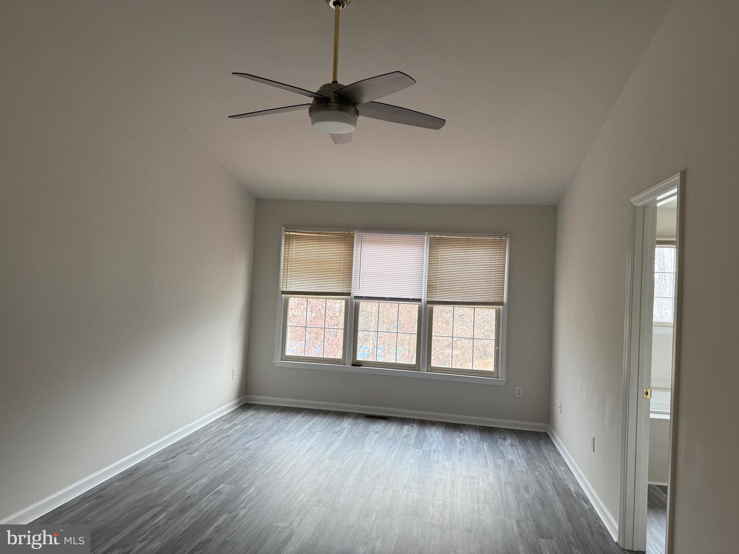 3982 BRUSSELS WAY, WOODBRIDGE, Virginia 22192, 3 Bedrooms Bedrooms, ,3 BathroomsBathrooms,Residential,For sale,3982 BRUSSELS WAY,VAPW2112400 MLS # VAPW2112400