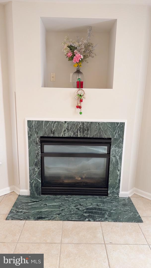 3982 BRUSSELS WAY, WOODBRIDGE, Virginia 22192, 3 Bedrooms Bedrooms, ,3 BathroomsBathrooms,Residential,For sale,3982 BRUSSELS WAY,VAPW2112400 MLS # VAPW2112400