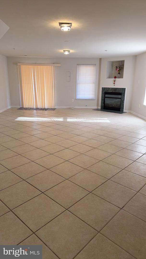 3982 BRUSSELS WAY, WOODBRIDGE, Virginia 22192, 3 Bedrooms Bedrooms, ,3 BathroomsBathrooms,Residential,For sale,3982 BRUSSELS WAY,VAPW2112400 MLS # VAPW2112400