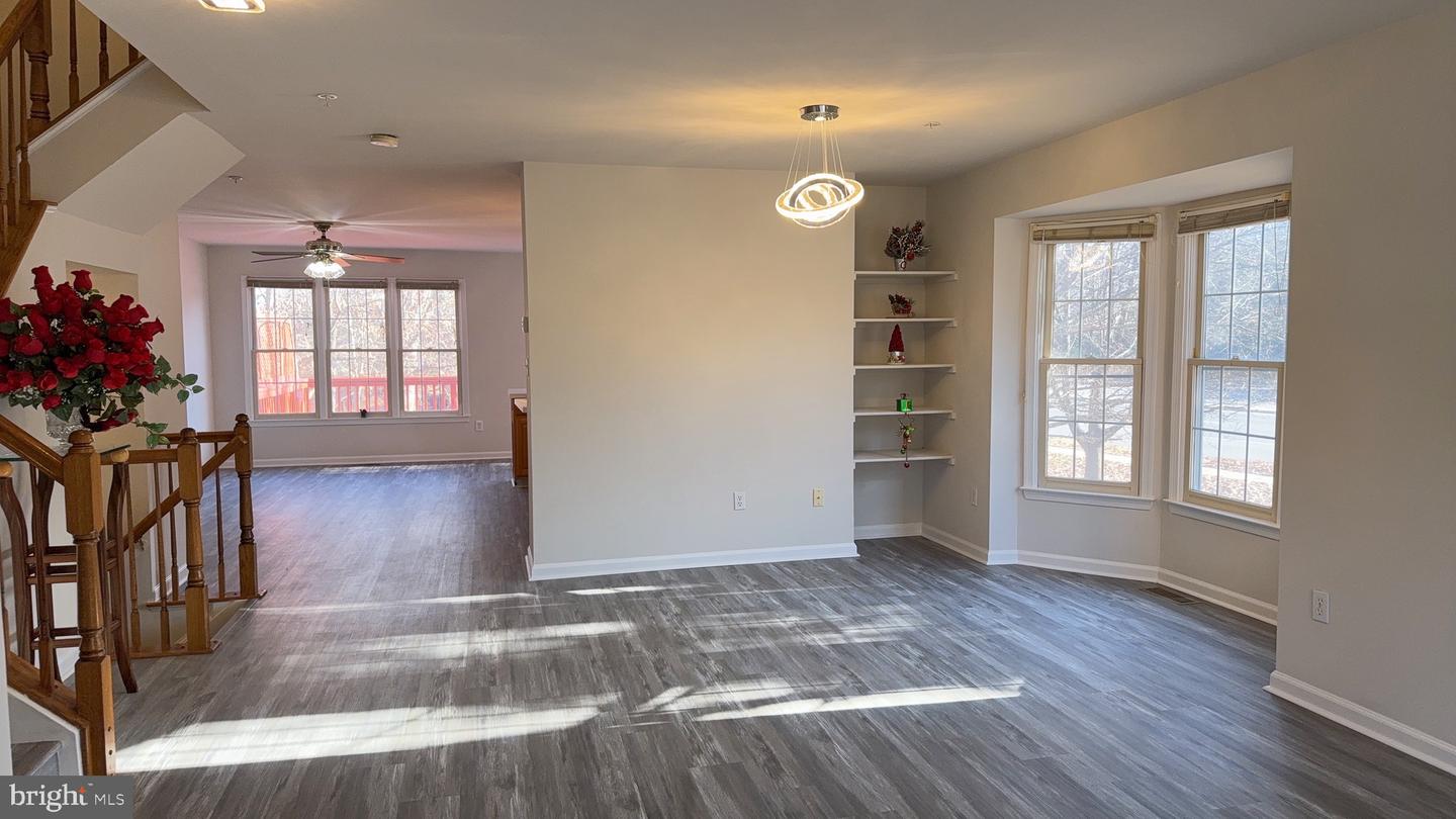 3982 BRUSSELS WAY, WOODBRIDGE, Virginia 22192, 3 Bedrooms Bedrooms, ,3 BathroomsBathrooms,Residential,For sale,3982 BRUSSELS WAY,VAPW2112400 MLS # VAPW2112400