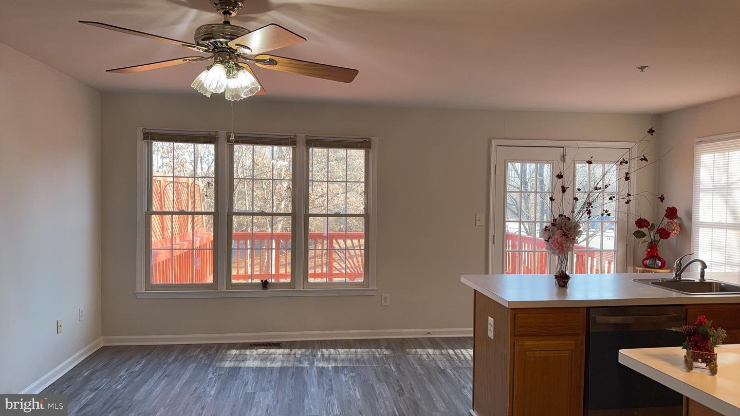 3982 BRUSSELS WAY, WOODBRIDGE, Virginia 22192, 3 Bedrooms Bedrooms, ,3 BathroomsBathrooms,Residential,For sale,3982 BRUSSELS WAY,VAPW2112400 MLS # VAPW2112400