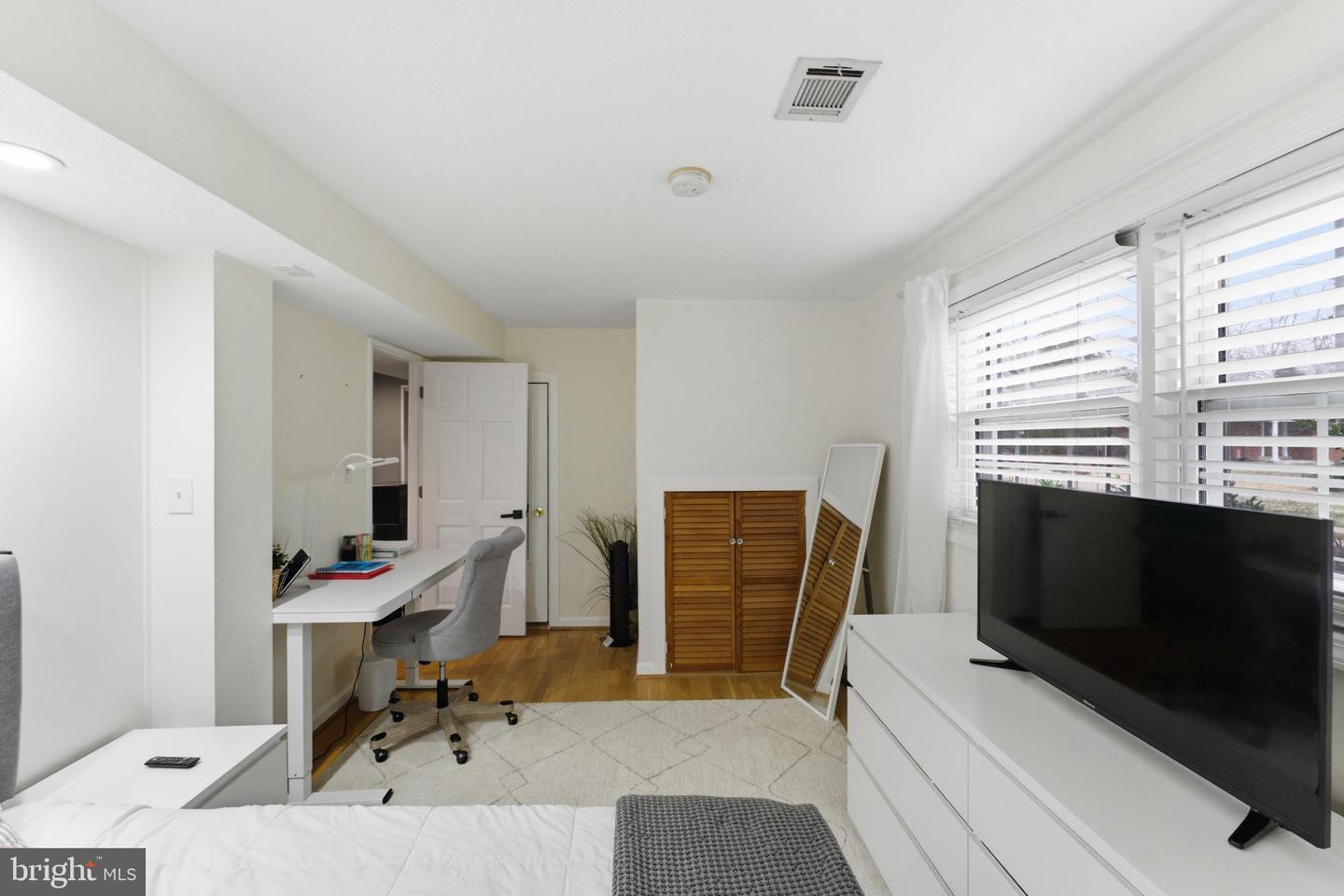 6124 CROZET CT, SPRINGFIELD, Virginia 22150, 4 Bedrooms Bedrooms, ,3 BathroomsBathrooms,Residential,For sale,6124 CROZET CT,VAFX2290800 MLS # VAFX2290800