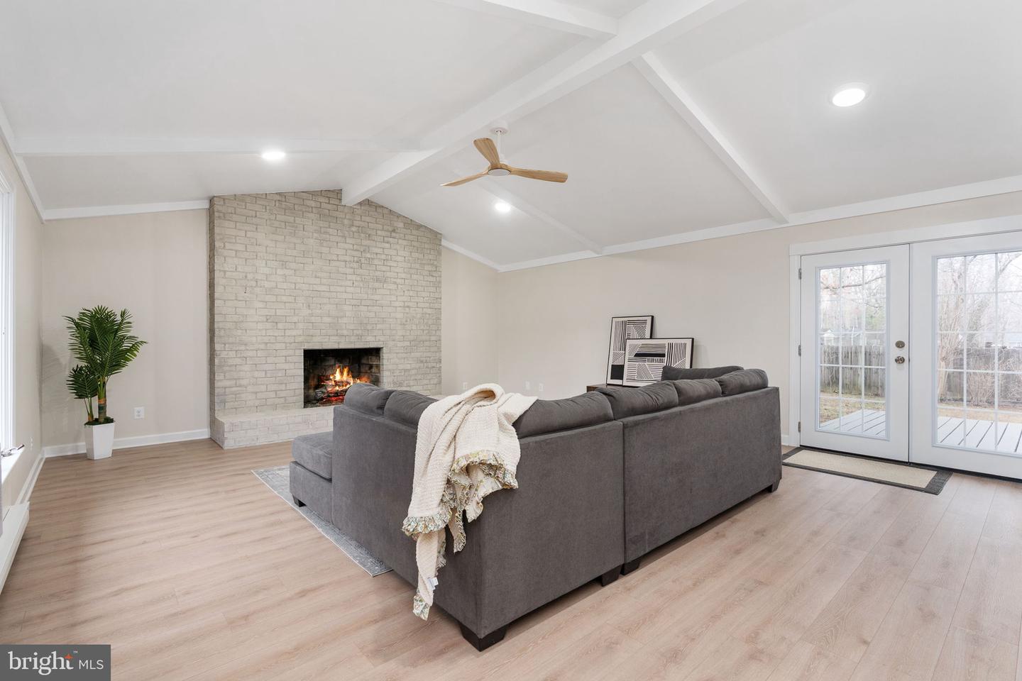 8 PATRICK HENRY ST, FREDERICKSBURG, Virginia 22405, 3 Bedrooms Bedrooms, ,1 BathroomBathrooms,Residential,For sale,8 PATRICK HENRY ST,VAST2046008 MLS # VAST2046008