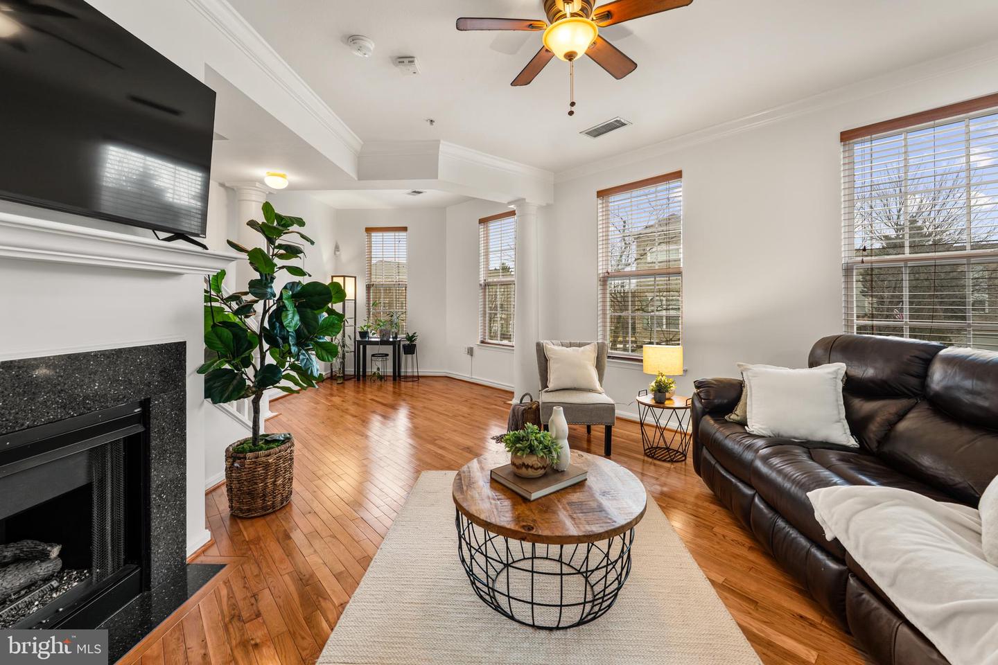 21781 FINDON CT, ASHBURN, Virginia 20147, 3 Bedrooms Bedrooms, ,2 BathroomsBathrooms,Residential,For sale,21781 FINDON CT,VALO2115808 MLS # VALO2115808 21781 FINDON CT, ASHBURN, Virginia 20147, 3 Bedrooms Bedrooms, ,2 BathroomsBathrooms,Residential,For sale,21781 FINDON CT,VALO2115808 MLS # VALO2115808