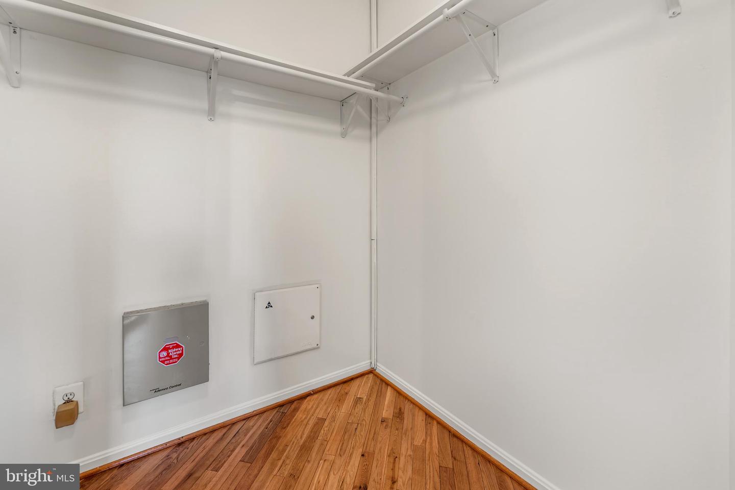 21781 FINDON CT, ASHBURN, Virginia 20147, 3 Bedrooms Bedrooms, ,2 BathroomsBathrooms,Residential,For sale,21781 FINDON CT,VALO2115808 MLS # VALO2115808 21781 FINDON CT, ASHBURN, Virginia 20147, 3 Bedrooms Bedrooms, ,2 BathroomsBathrooms,Residential,For sale,21781 FINDON CT,VALO2115808 MLS # VALO2115808