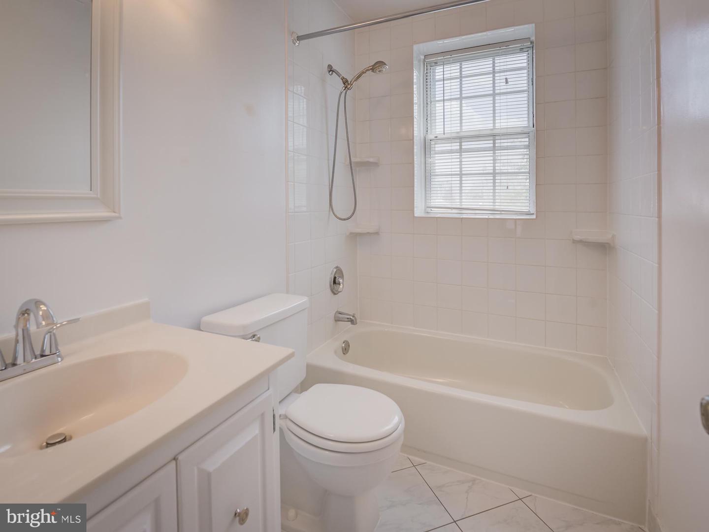 3082-S ABINGDON ST #C1, ARLINGTON, Virginia 22206, 2 Bedrooms Bedrooms, ,1 BathroomBathrooms,Residential,For sale,3082-S ABINGDON ST #C1,VAAR2068858 MLS # VAAR2068858