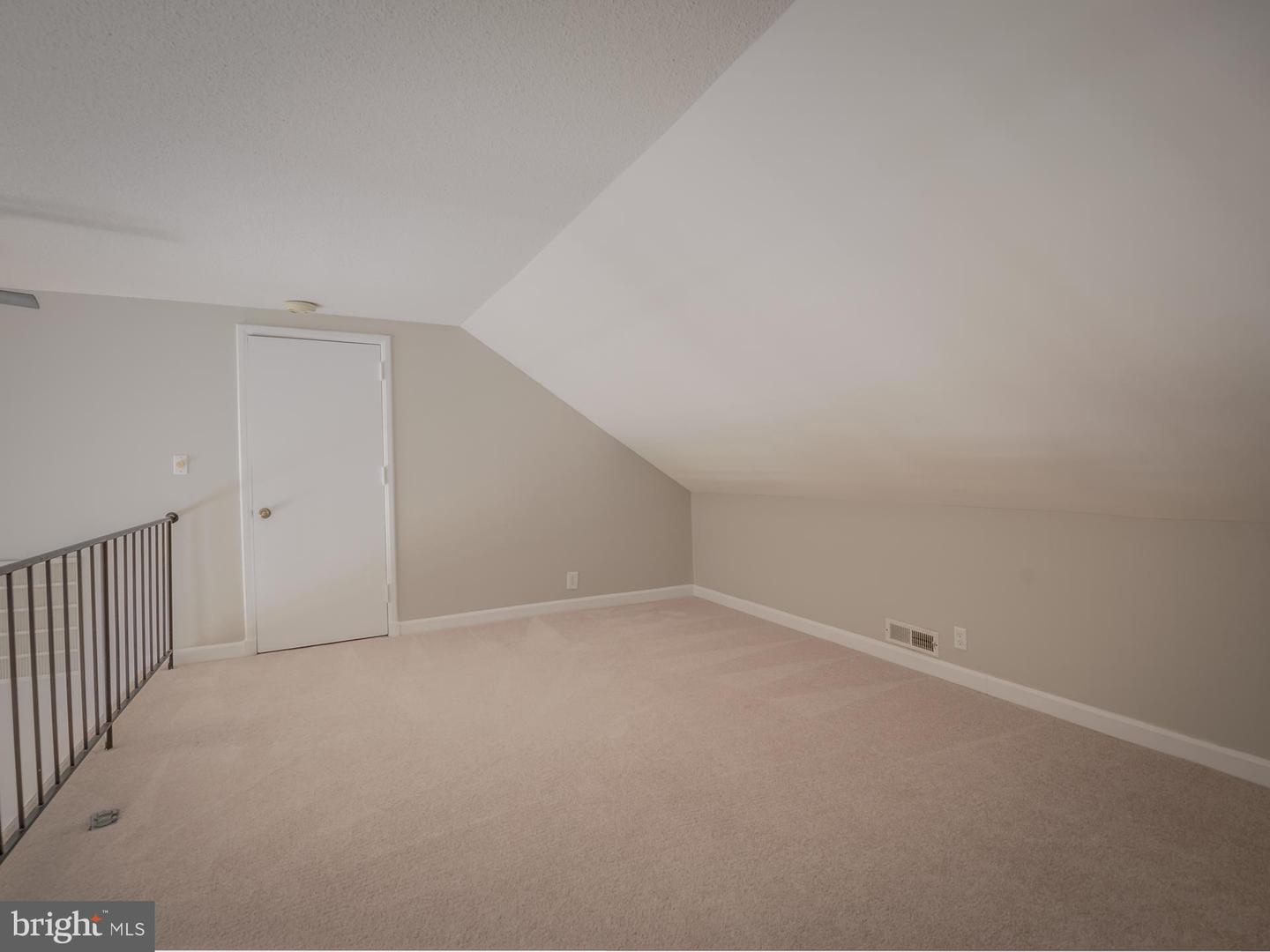 3082-S ABINGDON ST #C1, ARLINGTON, Virginia 22206, 2 Bedrooms Bedrooms, ,1 BathroomBathrooms,Residential,For sale,3082-S ABINGDON ST #C1,VAAR2068858 MLS # VAAR2068858