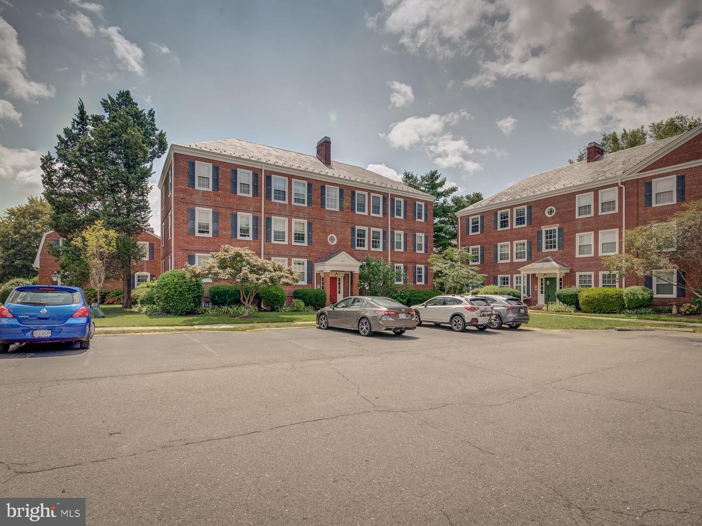 3082-S ABINGDON ST #C1, ARLINGTON, Virginia 22206, 2 Bedrooms Bedrooms, ,1 BathroomBathrooms,Residential,For sale,3082-S ABINGDON ST #C1,VAAR2068858 MLS # VAAR2068858