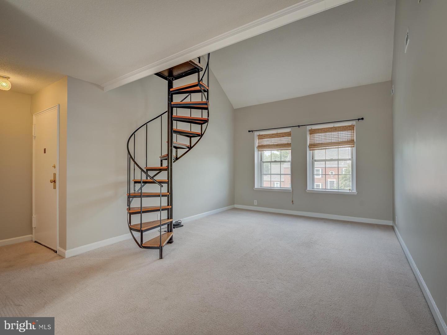 3082-S ABINGDON ST #C1, ARLINGTON, Virginia 22206, 2 Bedrooms Bedrooms, ,1 BathroomBathrooms,Residential,For sale,3082-S ABINGDON ST #C1,VAAR2068858 MLS # VAAR2068858