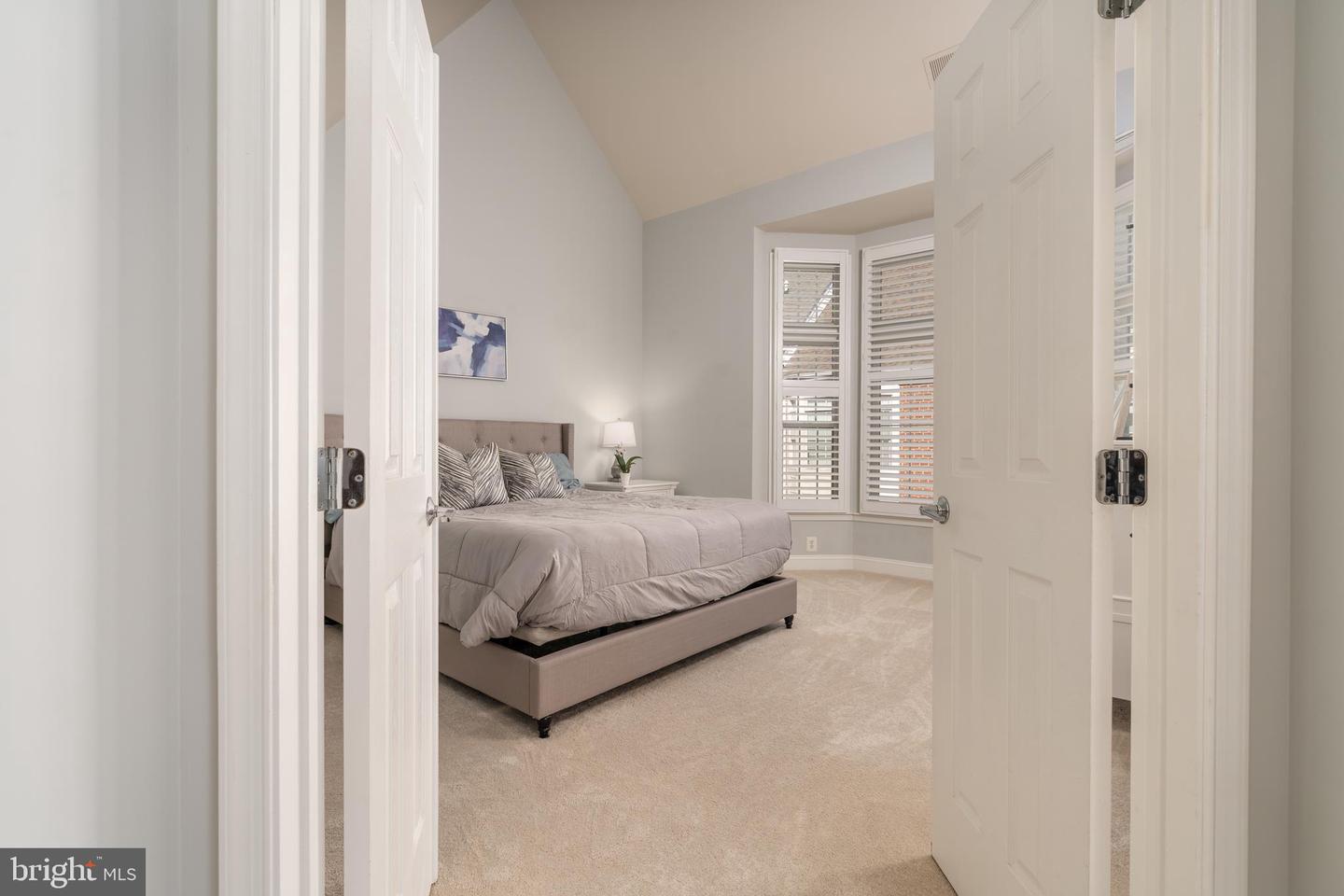 5326 43RD ST NW, WASHINGTON, District Of Columbia 20015, 3 Bedrooms Bedrooms, ,3 BathroomsBathrooms,Residential,For sale,5326 43RD ST NW,DCDC2245928 MLS # DCDC2245928