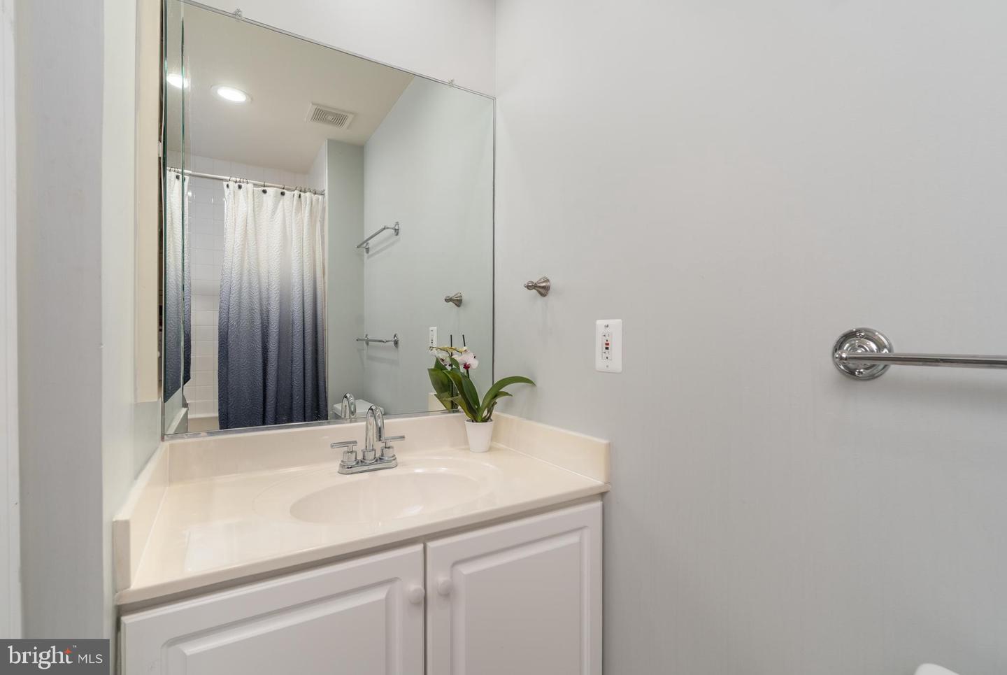 5326 43RD ST NW, WASHINGTON, District Of Columbia 20015, 3 Bedrooms Bedrooms, ,3 BathroomsBathrooms,Residential,For sale,5326 43RD ST NW,DCDC2245928 MLS # DCDC2245928