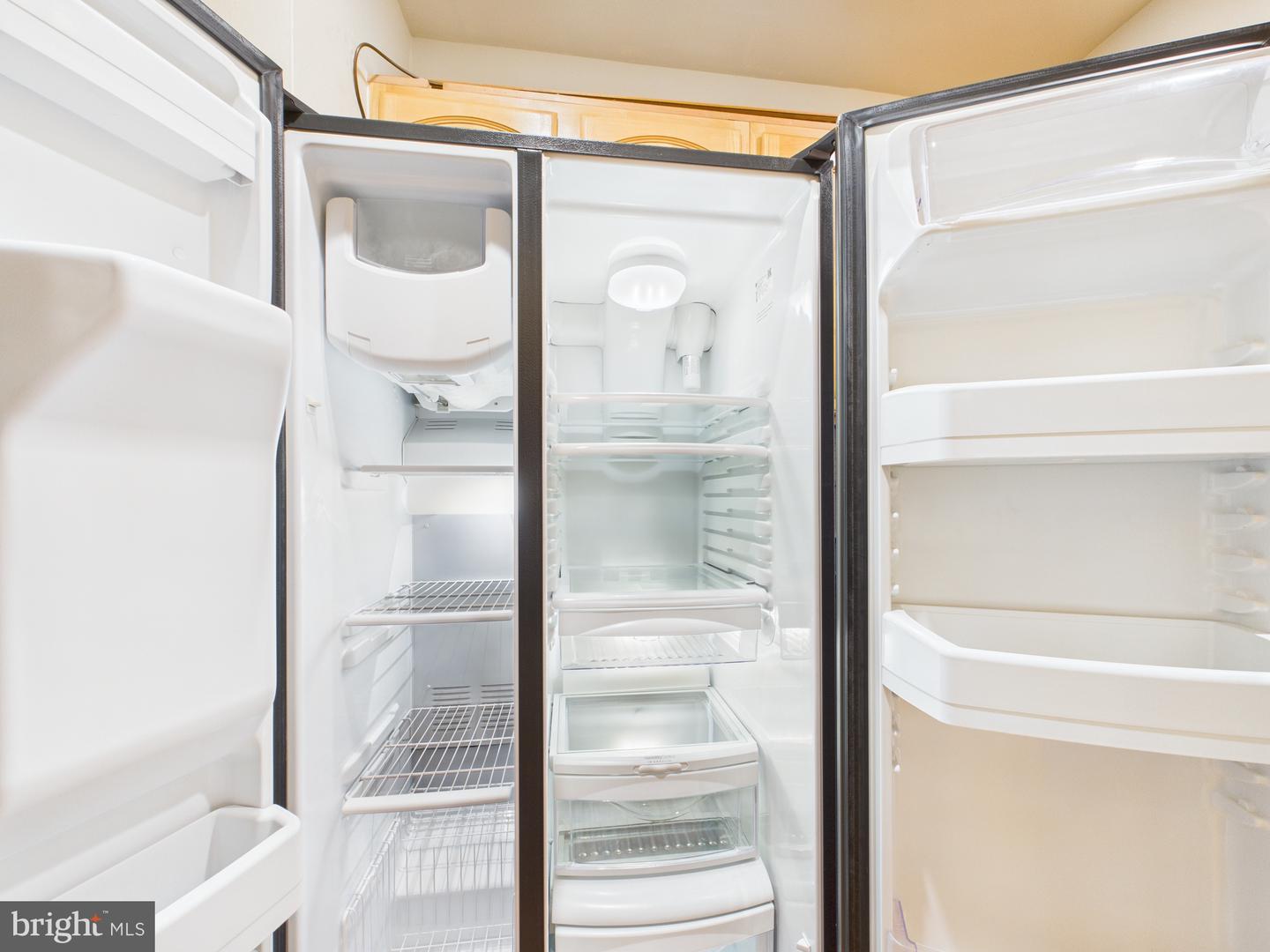 3701 5TH ST S #406, ARLINGTON, Virginia 22204, 1 Bedroom Bedrooms, ,1 BathroomBathrooms,Residential,For sale,3701 5TH ST S #406,VAAR2068866 MLS # VAAR2068866