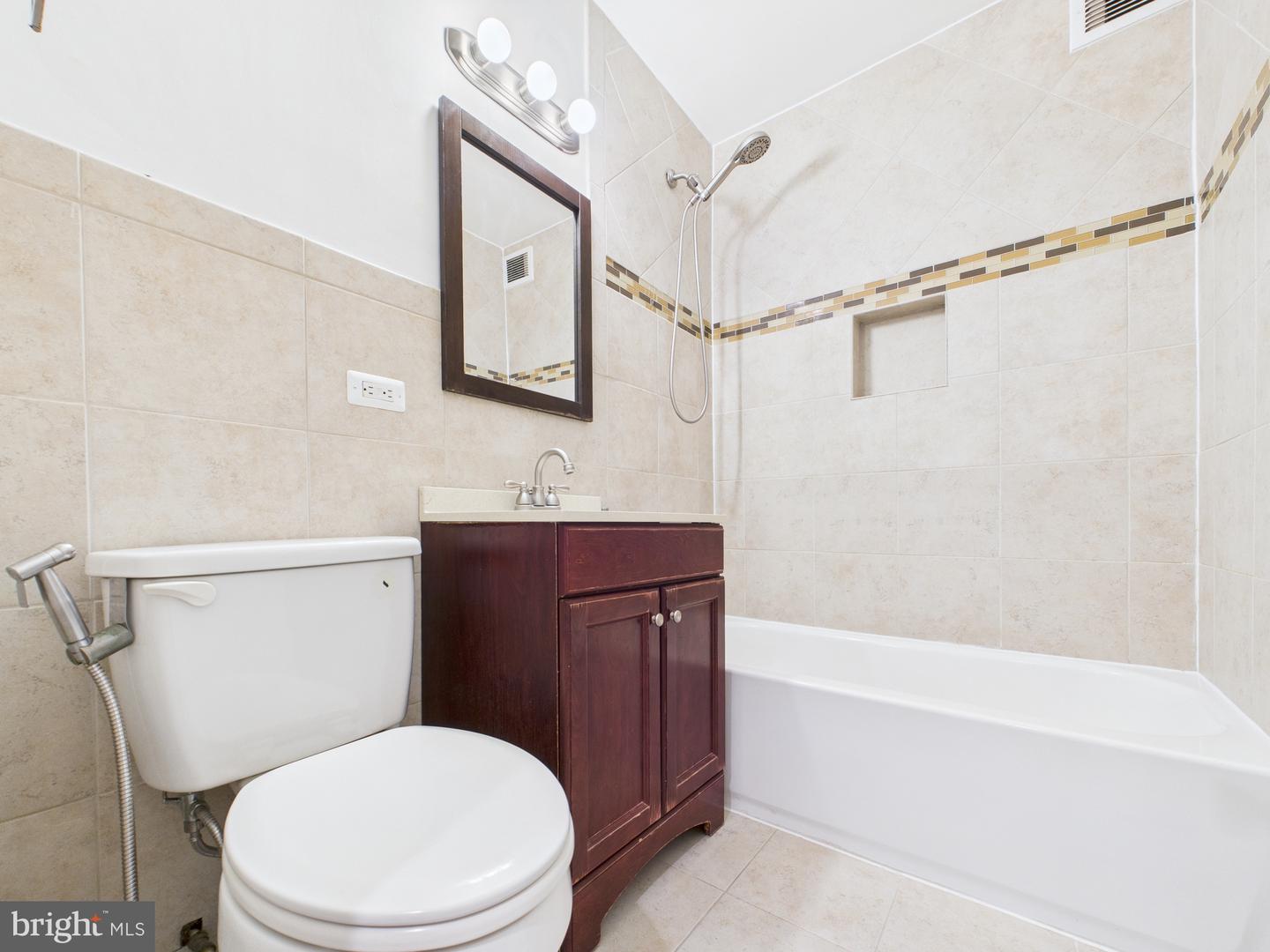 3701 5TH ST S #406, ARLINGTON, Virginia 22204, 1 Bedroom Bedrooms, ,1 BathroomBathrooms,Residential,For sale,3701 5TH ST S #406,VAAR2068866 MLS # VAAR2068866