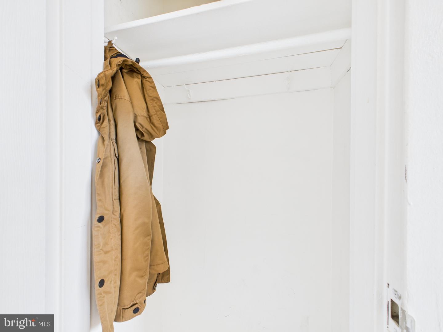 3701 5TH ST S #406, ARLINGTON, Virginia 22204, 1 Bedroom Bedrooms, ,1 BathroomBathrooms,Residential,For sale,3701 5TH ST S #406,VAAR2068866 MLS # VAAR2068866