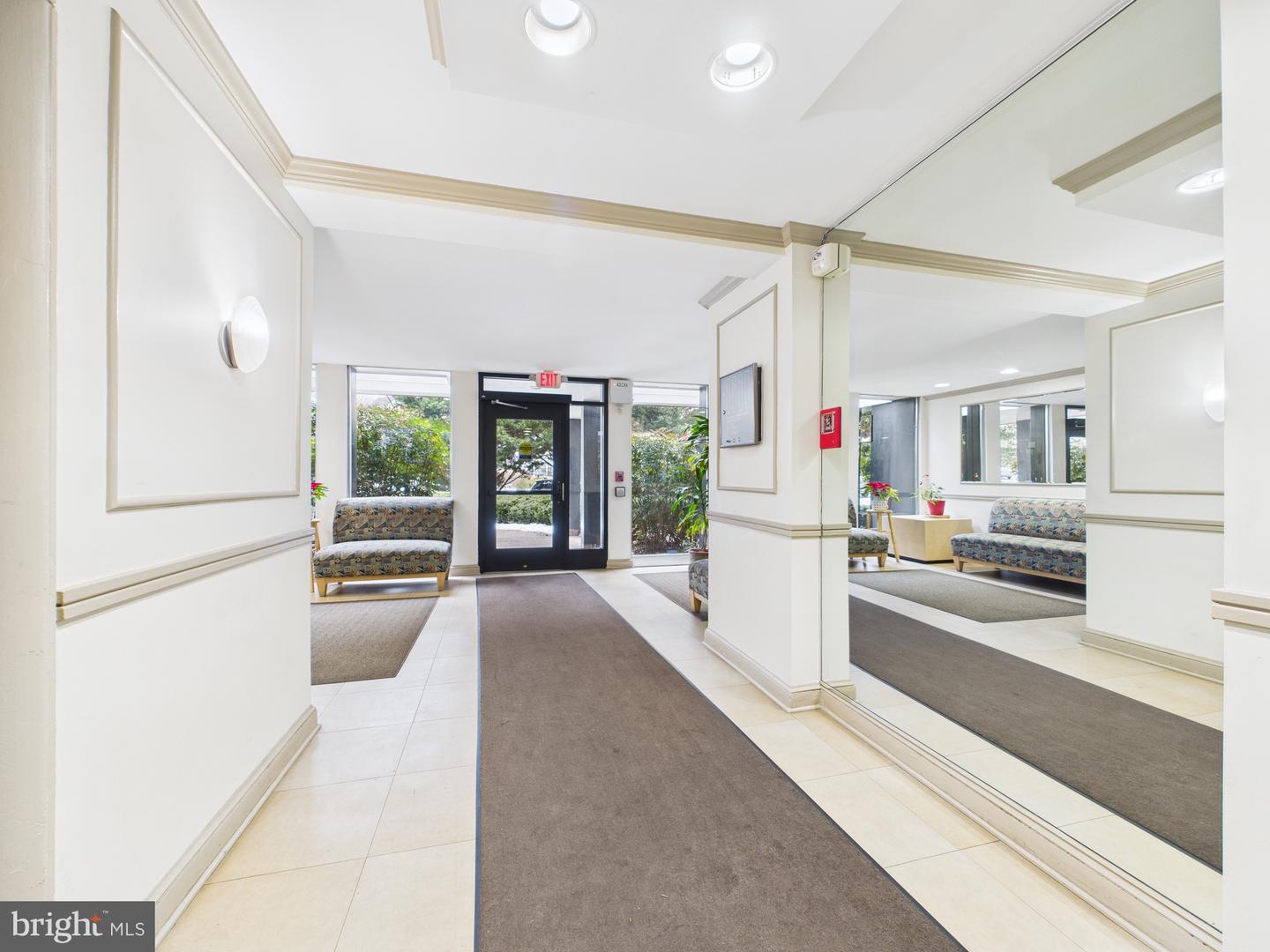 3701 5TH ST S #406, ARLINGTON, Virginia 22204, 1 Bedroom Bedrooms, ,1 BathroomBathrooms,Residential,For sale,3701 5TH ST S #406,VAAR2068866 MLS # VAAR2068866