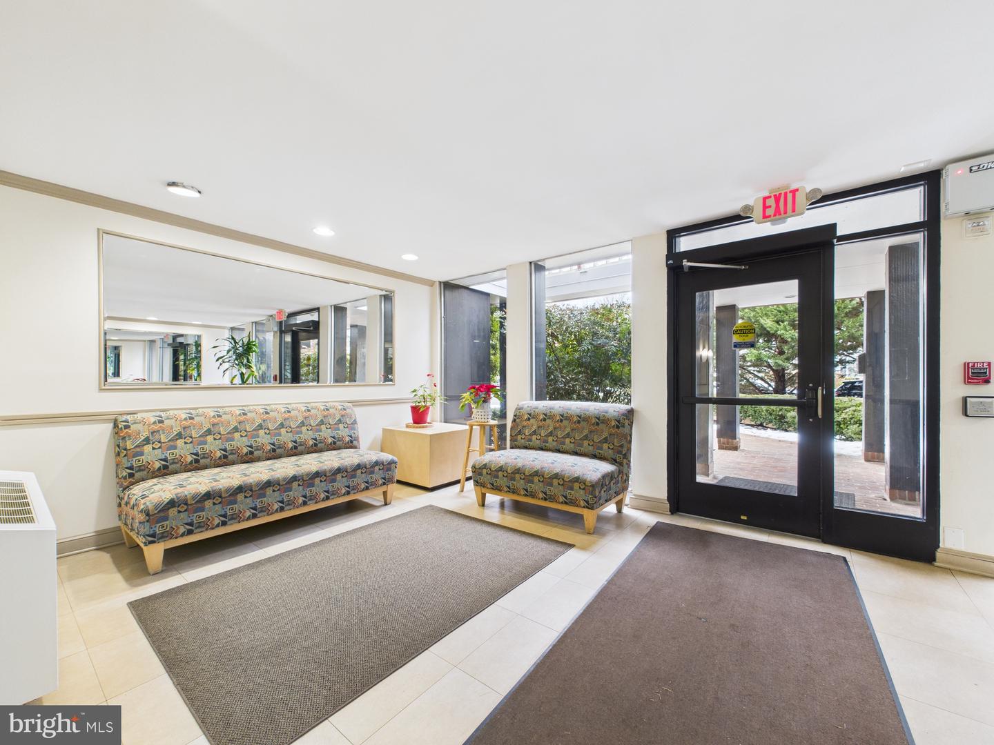 3701 5TH ST S #406, ARLINGTON, Virginia 22204, 1 Bedroom Bedrooms, ,1 BathroomBathrooms,Residential,For sale,3701 5TH ST S #406,VAAR2068866 MLS # VAAR2068866