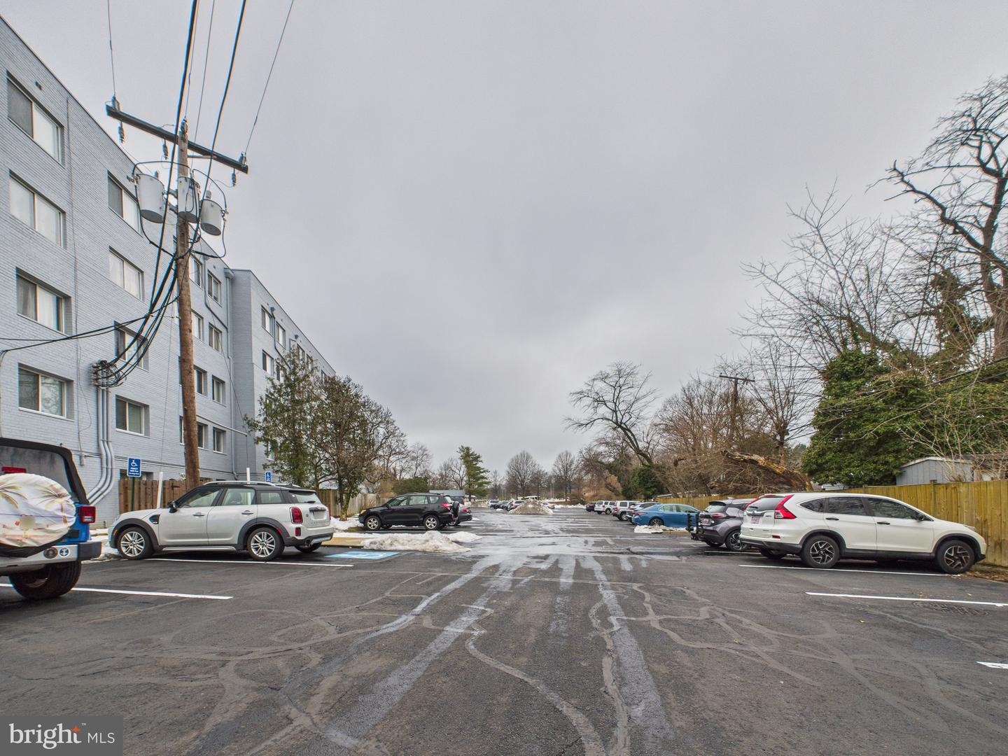 3701 5TH ST S #406, ARLINGTON, Virginia 22204, 1 Bedroom Bedrooms, ,1 BathroomBathrooms,Residential,For sale,3701 5TH ST S #406,VAAR2068866 MLS # VAAR2068866