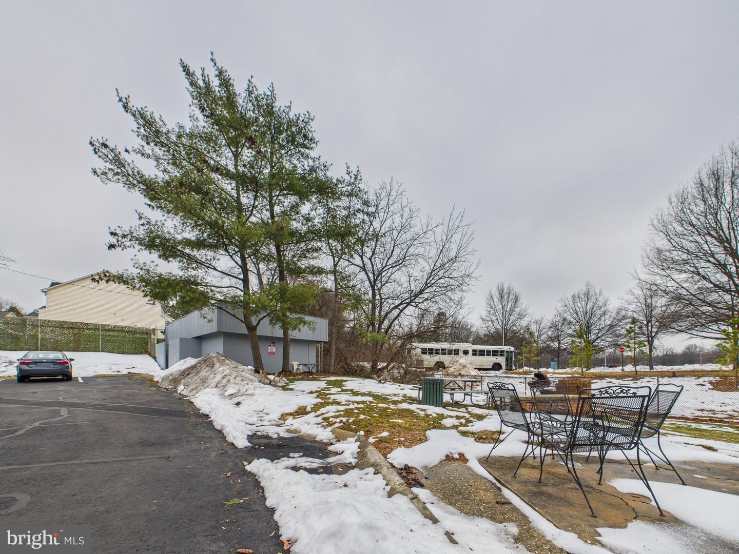 3701 5TH ST S #406, ARLINGTON, Virginia 22204, 1 Bedroom Bedrooms, ,1 BathroomBathrooms,Residential,For sale,3701 5TH ST S #406,VAAR2068866 MLS # VAAR2068866