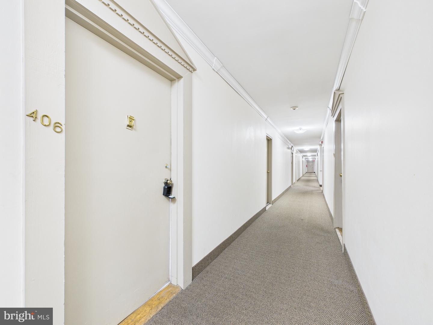 3701 5TH ST S #406, ARLINGTON, Virginia 22204, 1 Bedroom Bedrooms, ,1 BathroomBathrooms,Residential,For sale,3701 5TH ST S #406,VAAR2068866 MLS # VAAR2068866