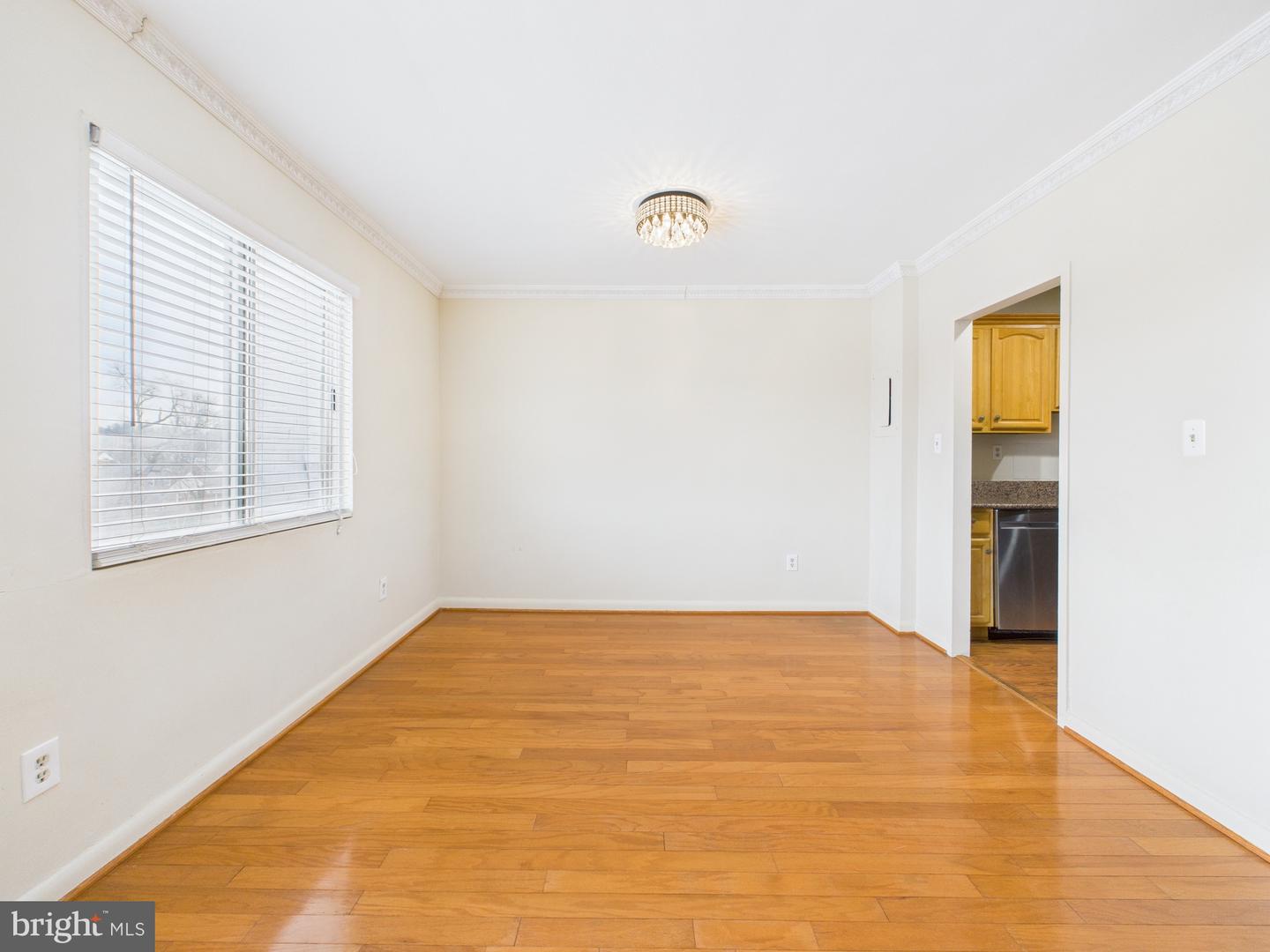 3701 5TH ST S #406, ARLINGTON, Virginia 22204, 1 Bedroom Bedrooms, ,1 BathroomBathrooms,Residential,For sale,3701 5TH ST S #406,VAAR2068866 MLS # VAAR2068866