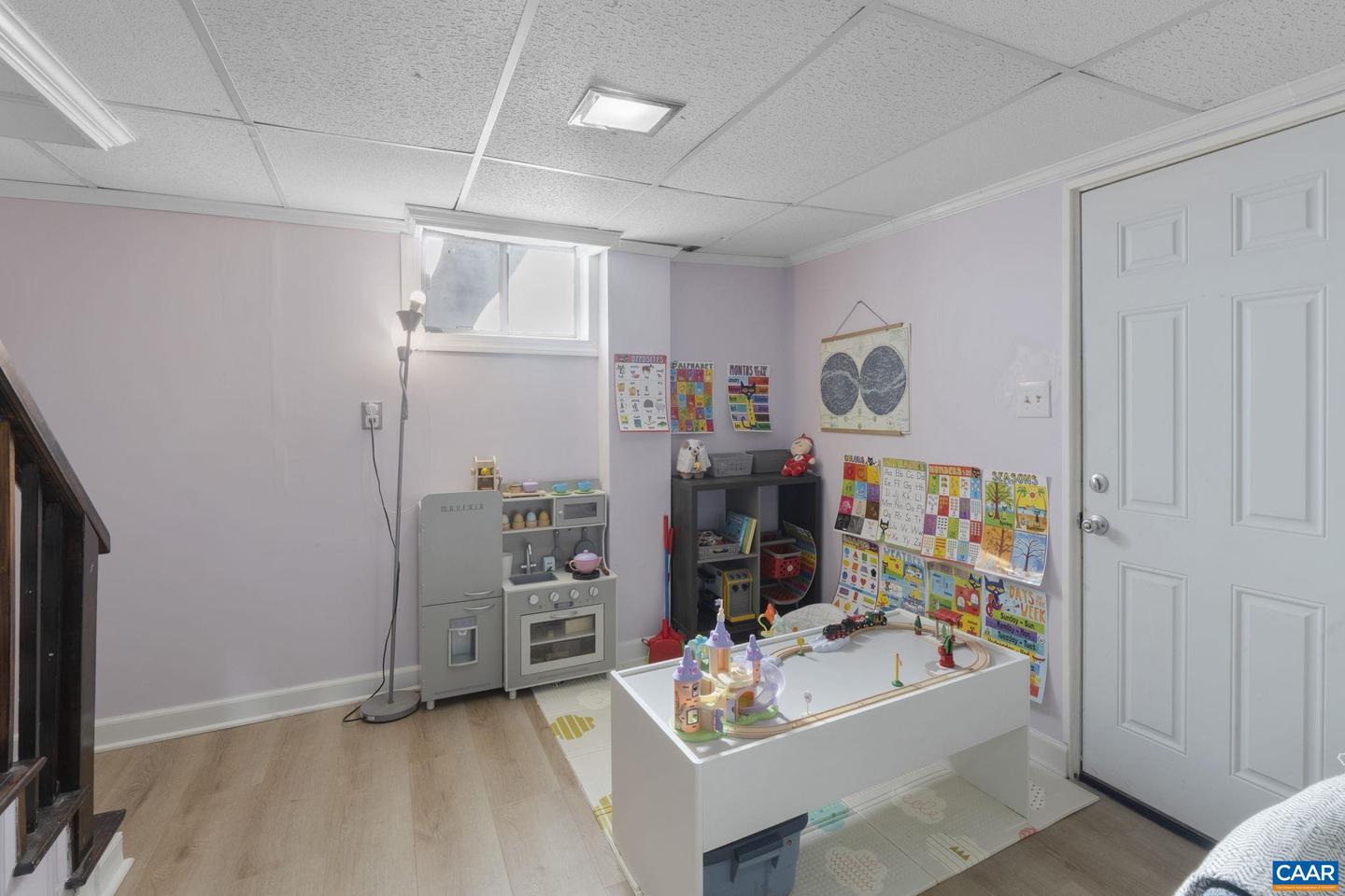 1319 RIVERDALE DR, CHARLOTTESVILLE, Virginia 22902, 3 Bedrooms Bedrooms, ,1 BathroomBathrooms,Residential,For sale,1319 RIVERDALE DR,673254 MLS # 673254 1319 RIVERDALE DR, CHARLOTTESVILLE, Virginia 22902, 3 Bedrooms Bedrooms, ,1 BathroomBathrooms,Residential,For sale,1319 RIVERDALE DR,673254 MLS # 673254