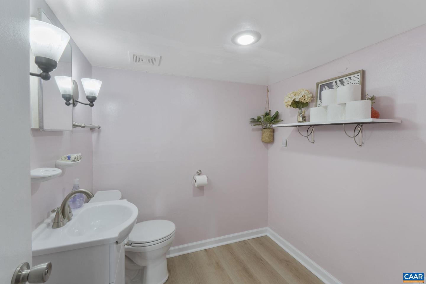 1319 RIVERDALE DR, CHARLOTTESVILLE, Virginia 22902, 3 Bedrooms Bedrooms, ,1 BathroomBathrooms,Residential,For sale,1319 RIVERDALE DR,673254 MLS # 673254 1319 RIVERDALE DR, CHARLOTTESVILLE, Virginia 22902, 3 Bedrooms Bedrooms, ,1 BathroomBathrooms,Residential,For sale,1319 RIVERDALE DR,673254 MLS # 673254