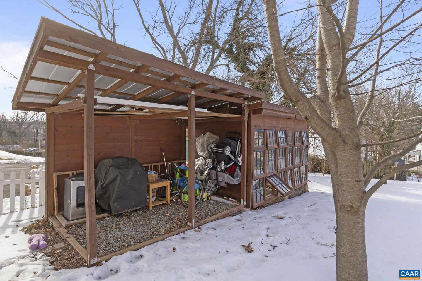 1319 RIVERDALE DR, CHARLOTTESVILLE, Virginia 22902, 3 Bedrooms Bedrooms, ,1 BathroomBathrooms,Residential,For sale,1319 RIVERDALE DR,673254 MLS # 673254 1319 RIVERDALE DR, CHARLOTTESVILLE, Virginia 22902, 3 Bedrooms Bedrooms, ,1 BathroomBathrooms,Residential,For sale,1319 RIVERDALE DR,673254 MLS # 673254